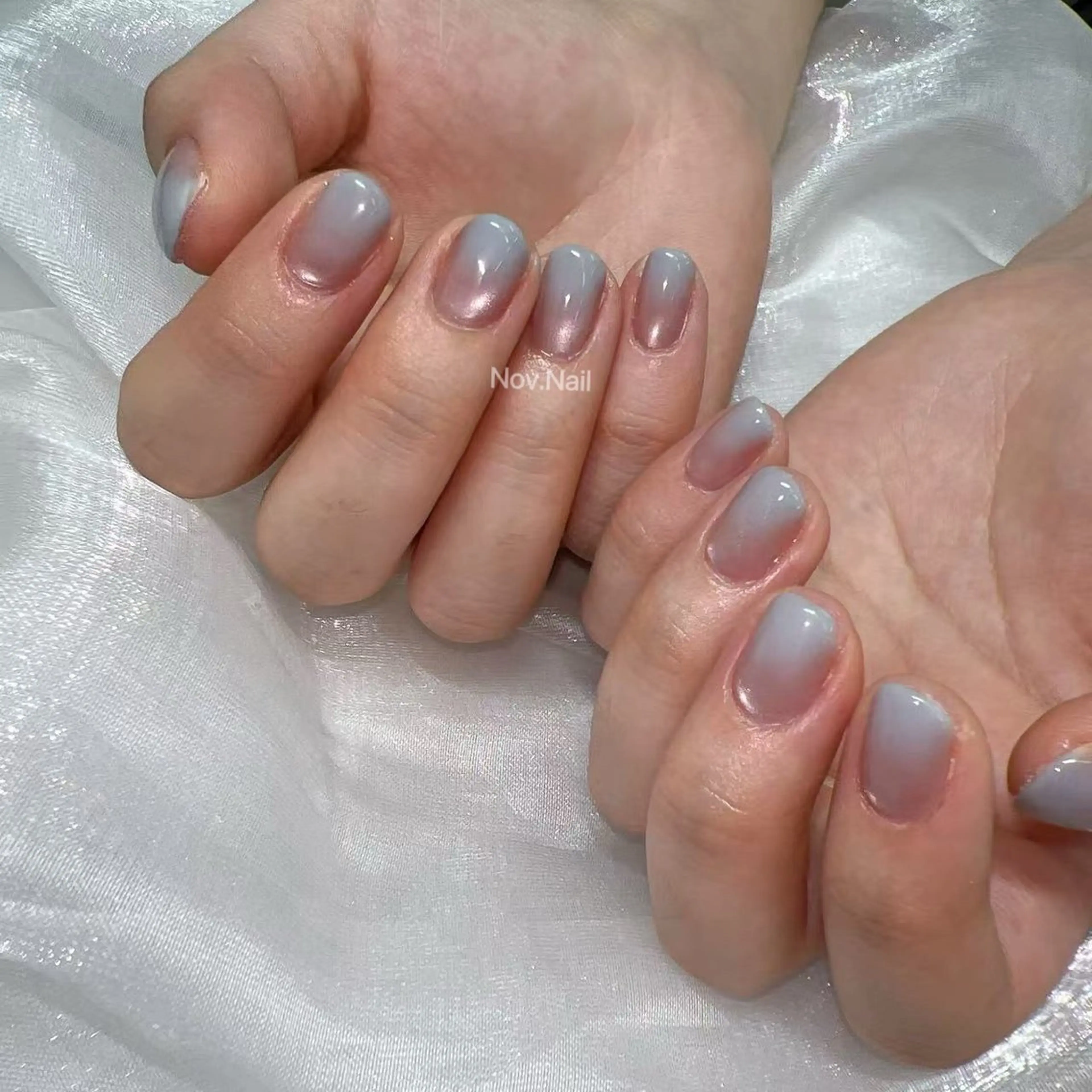 ワンホン風デザイン🫦マグネット+ カラーグラデーションの写真