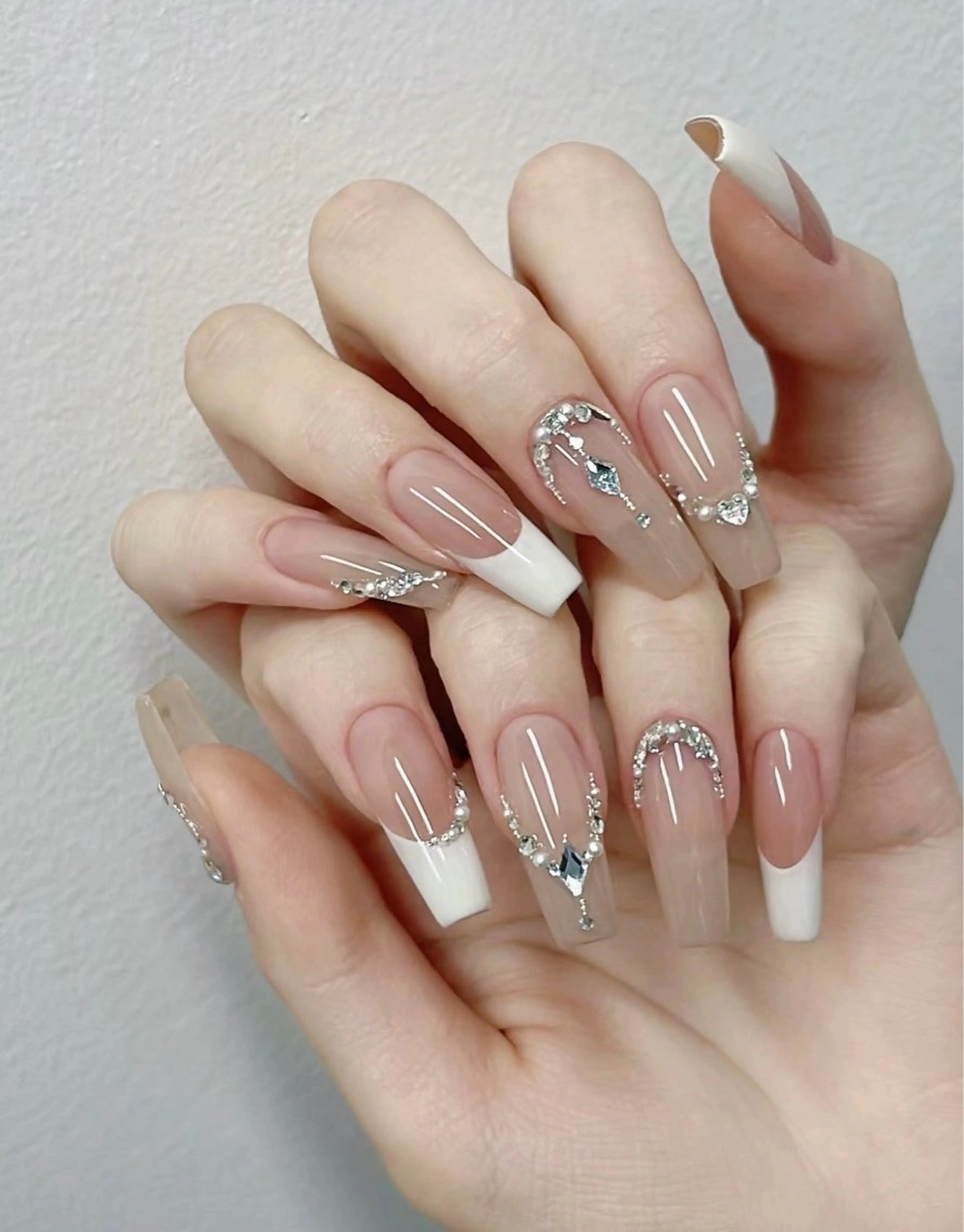 ネイル チークネイル 長さ出し フレンチネイル ガーリー 韓国ネイル sun nail池袋 モデル募集のネイルデザイン