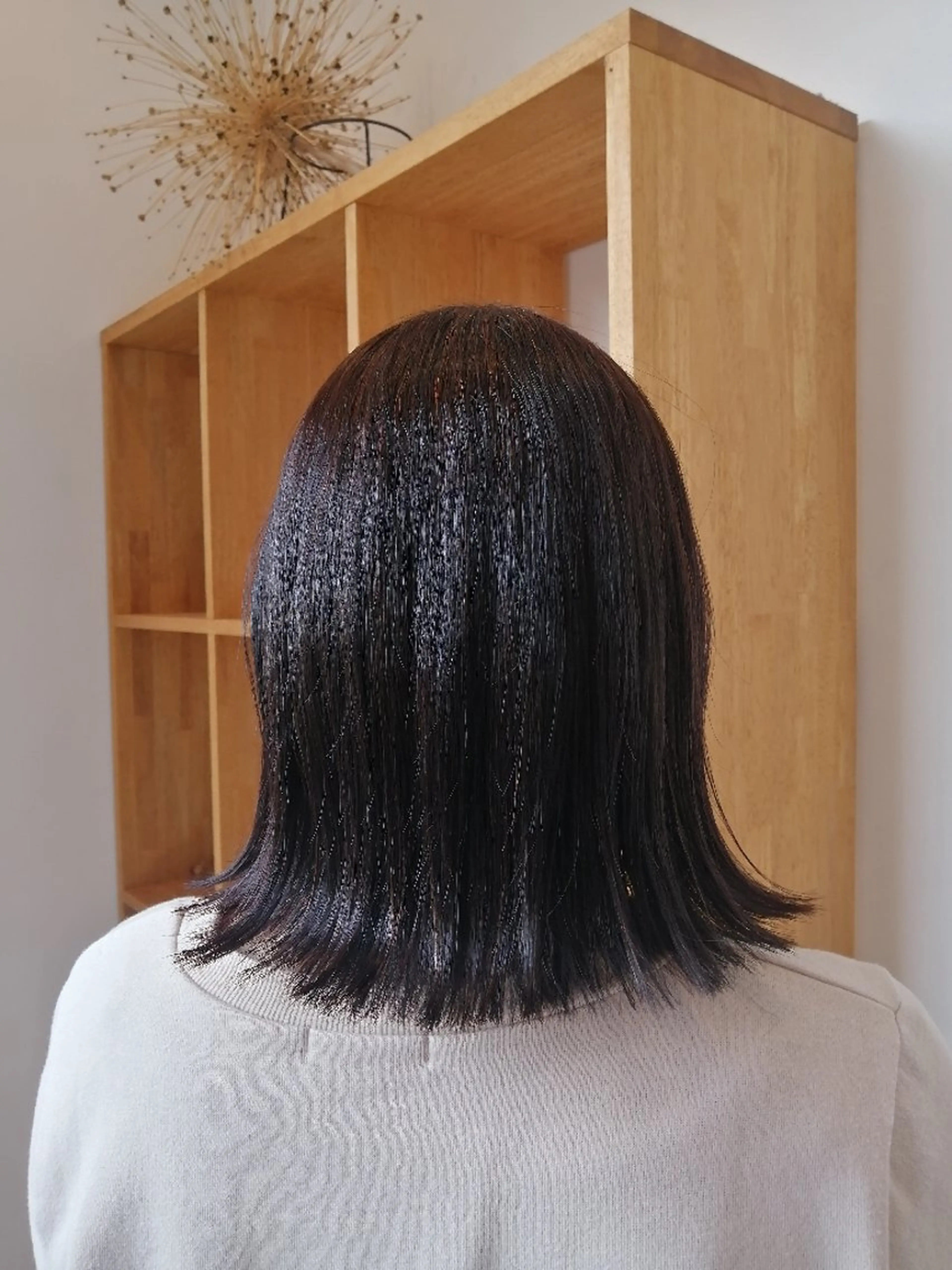 ミディアム 外ハネヘア カット 縮毛矯正 藤原仁美/レイヤー /透明感カラーのヘアスタイル