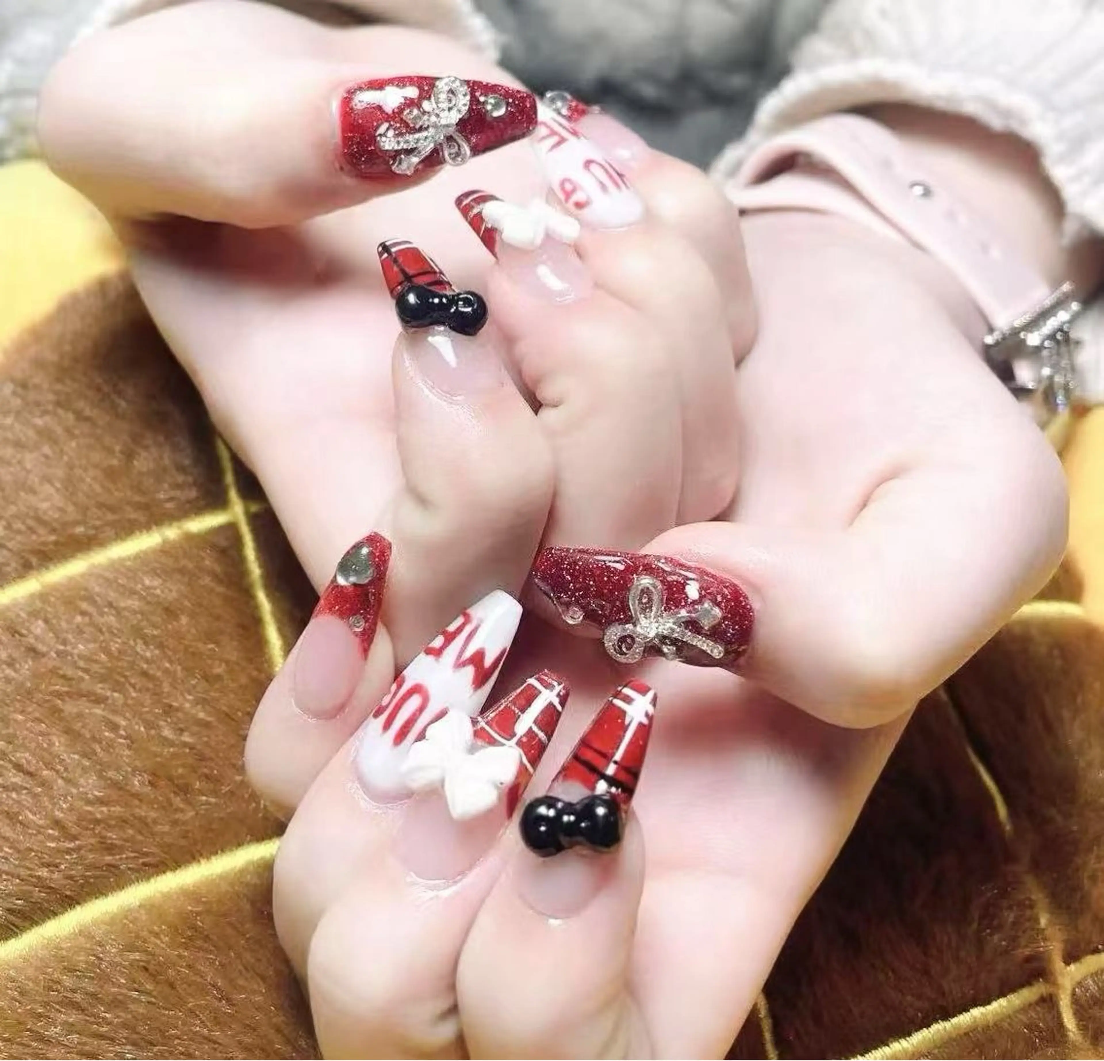 ネイル ゆゆ 🌻ひまわりサロンのネイルデザイン