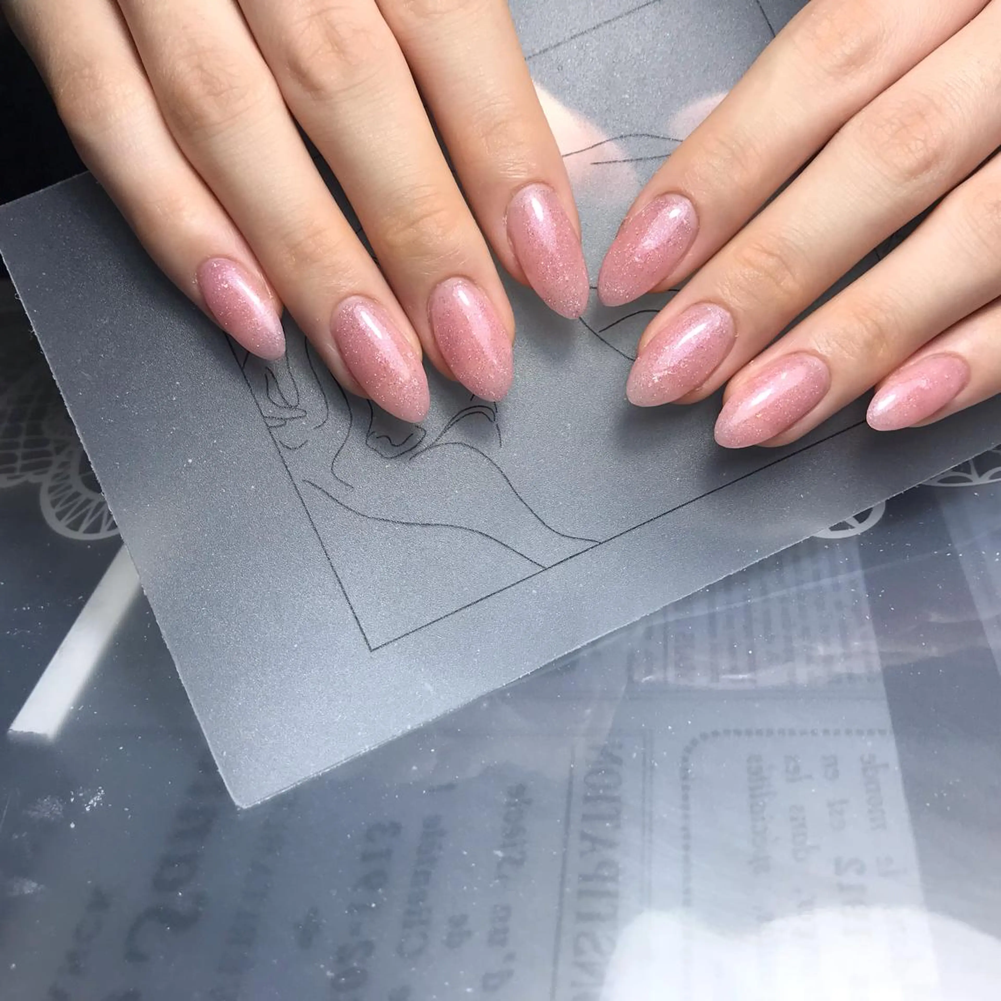 ネイル ハンドネイル ハンドケア Eveネイル チップスカルプ専門店のネイルデザイン