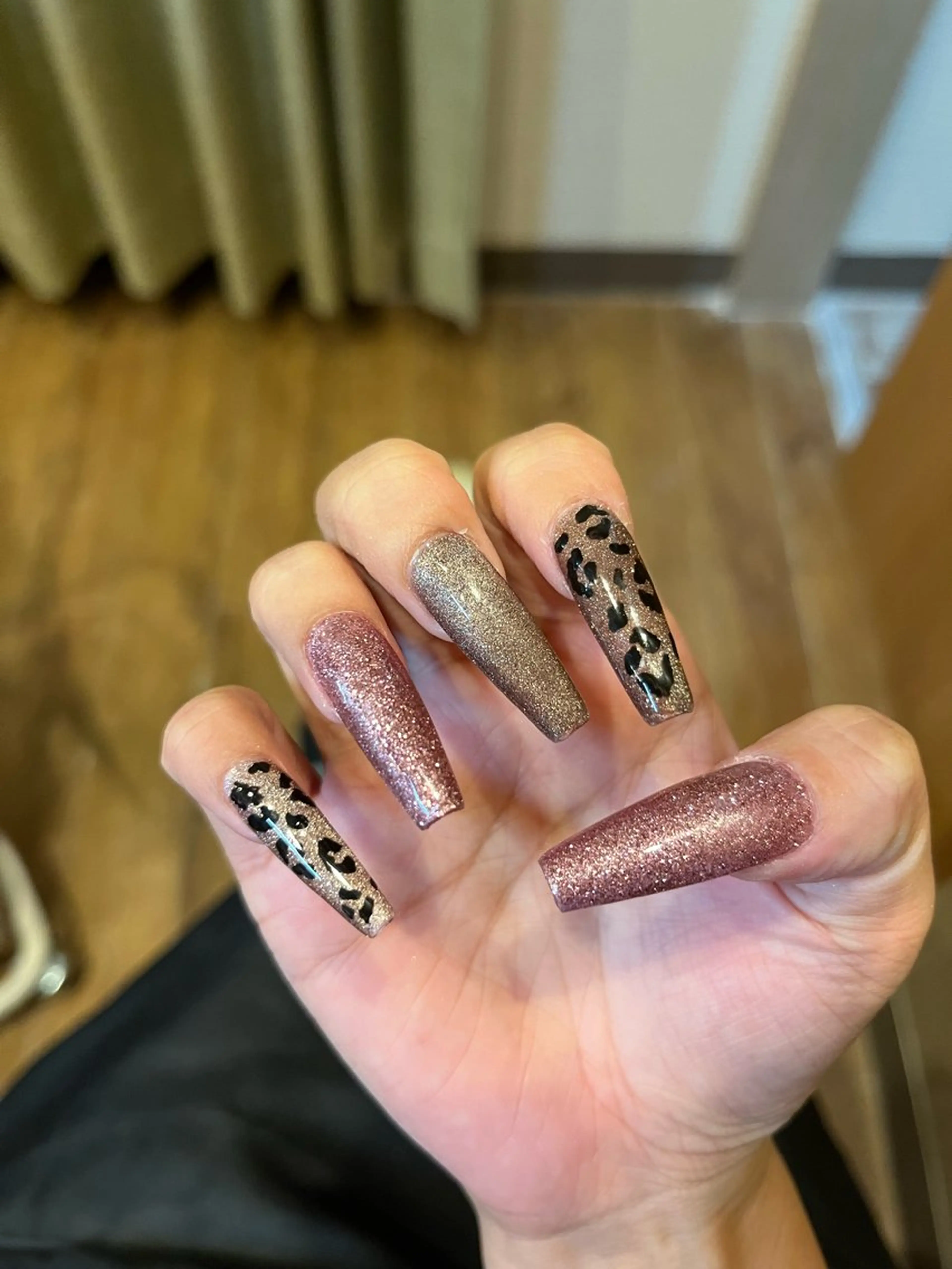 ネイル joieange 心斎橋店 藤田のネイルデザイン