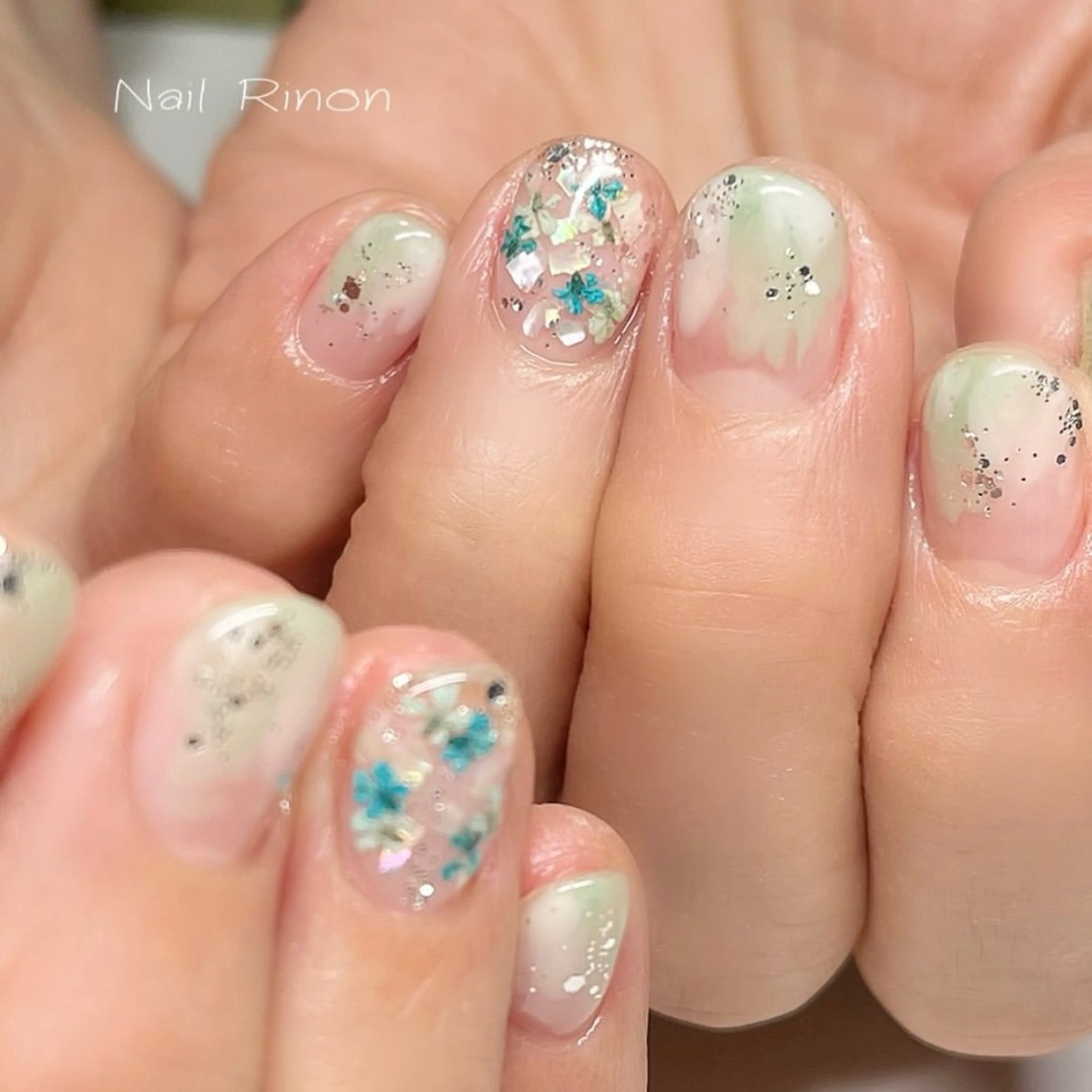 ネイル フラワーネイル ハンドネイル Nail Rinonのネイルデザイン