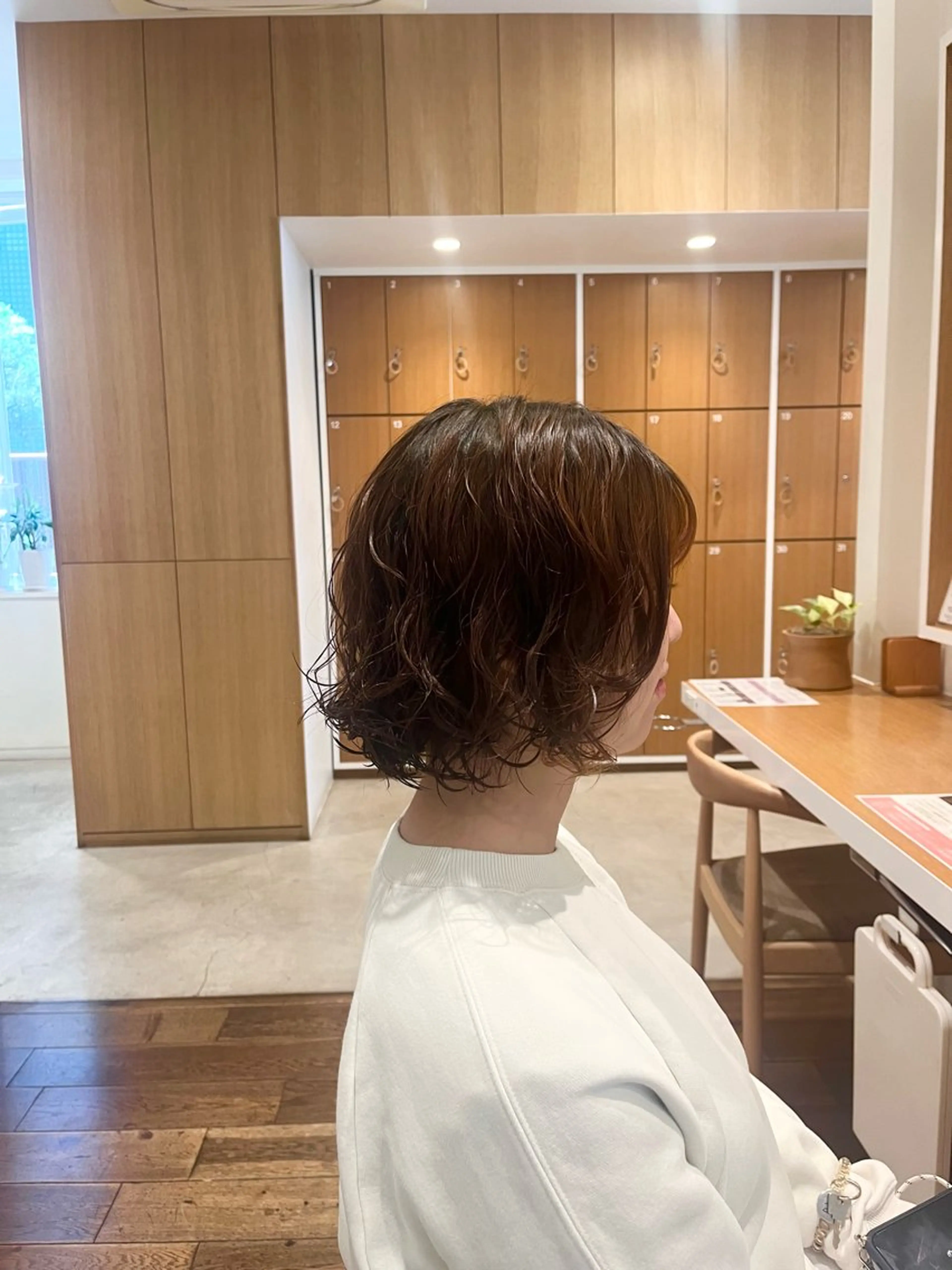 パーマ 中野 百乃華のヘアスタイル