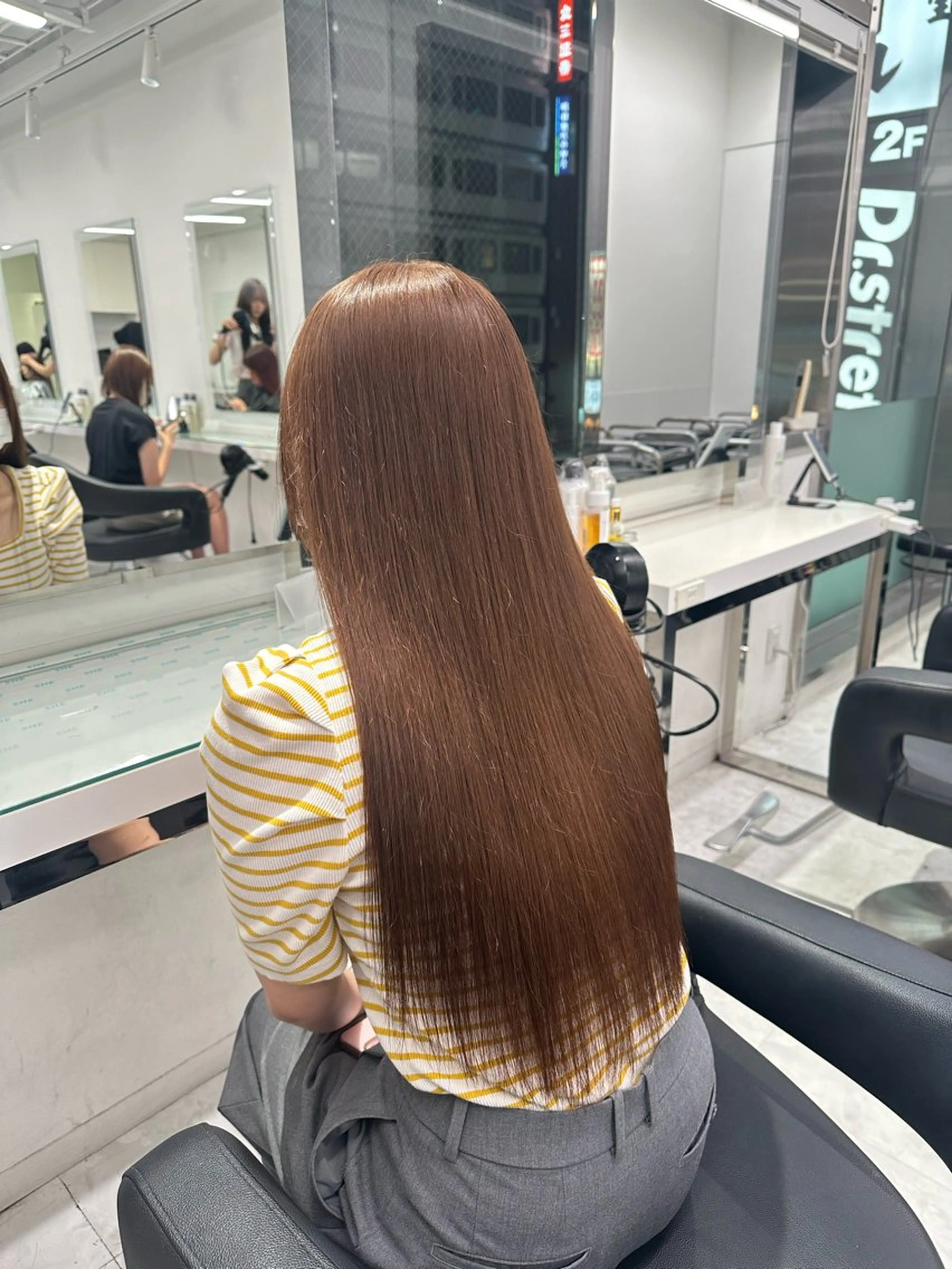 ロング カラー ヘアカラー トリートメント ヘッドスパ ヘアセット ❄最強かわいいカラー ❄️MINA❄️のヘアスタイル