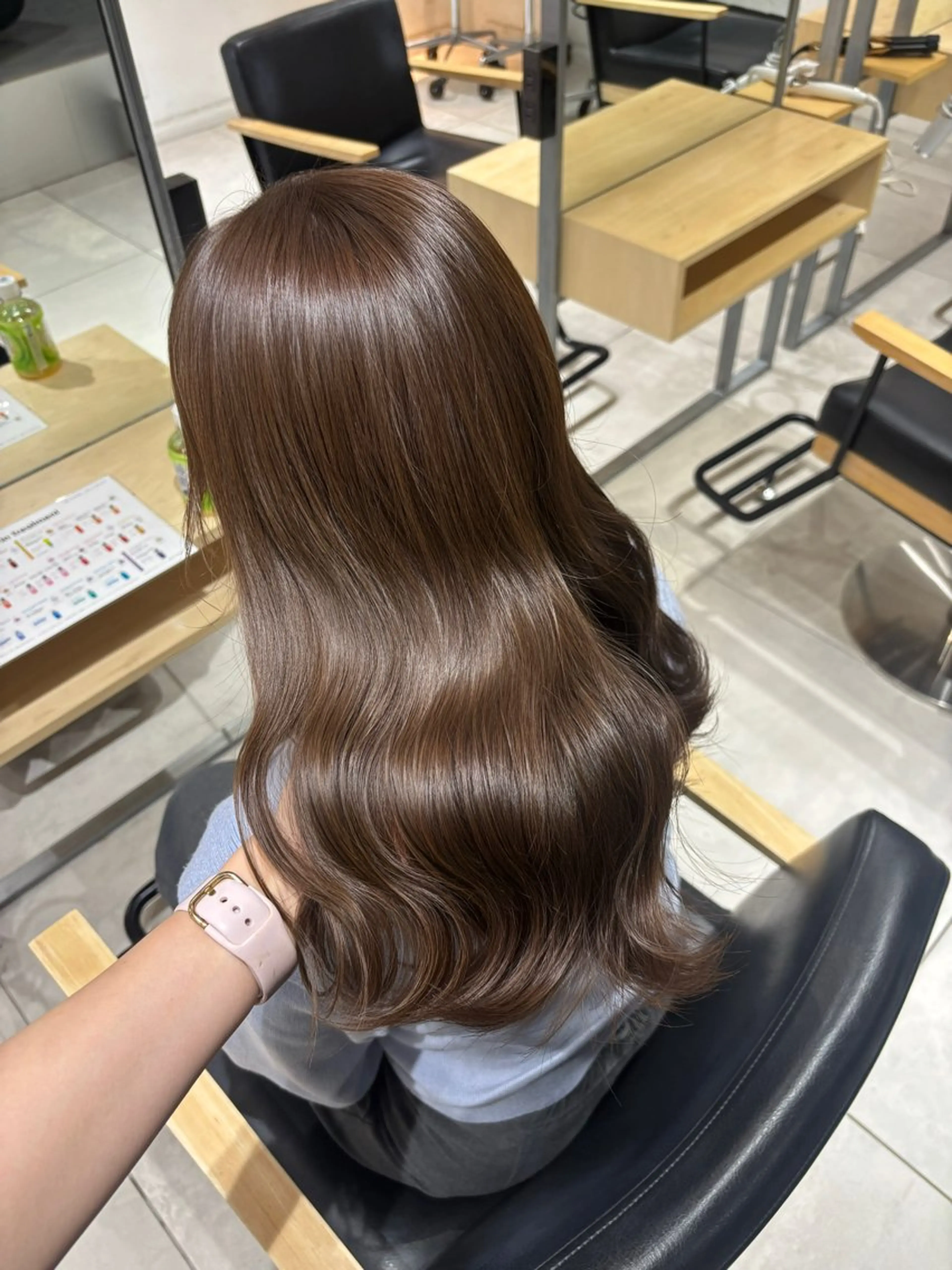 ロング カラー ヘアアレンジ ヘアカラー ベージュ/グレージュ 🧸あやか/表参道のヘアスタイル