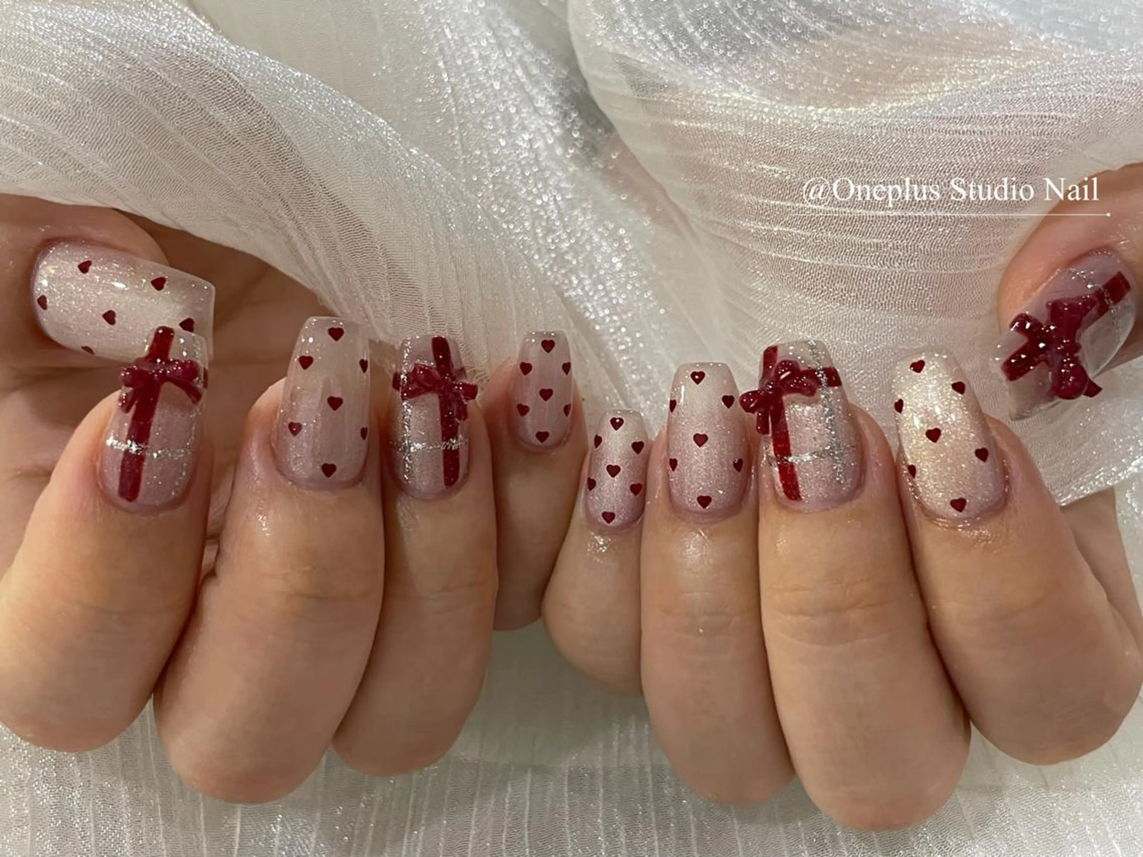 ネイル アニマル柄 ボルドー ブラウン フレンチネイル マグネットネイル One plus StudioNailのネイルデザイン