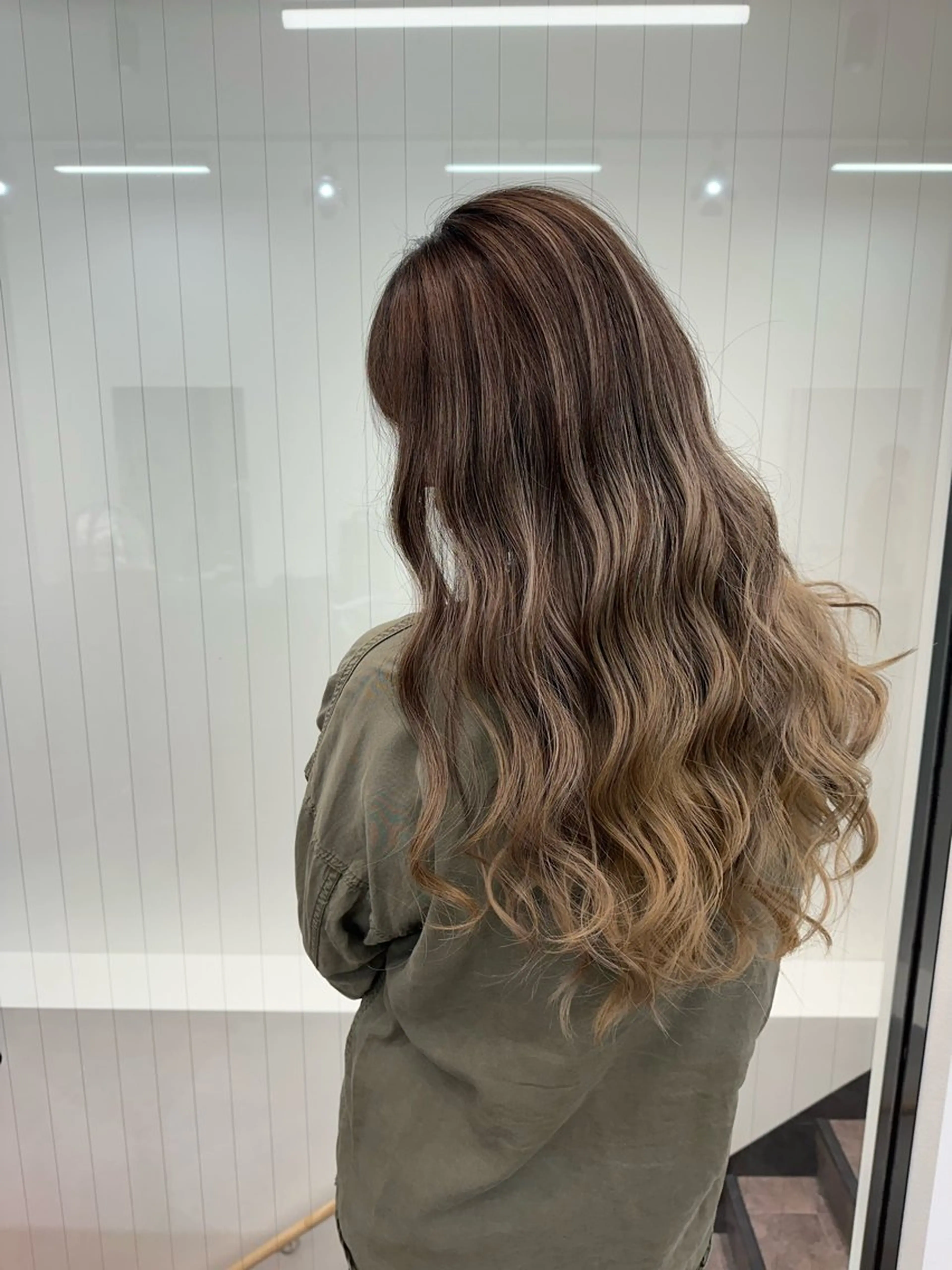 ロング ミストバング ハイライト 髪質改善 ヨシンモリ 韓国風ヘア HAIR SMILE COEURのヘアスタイル