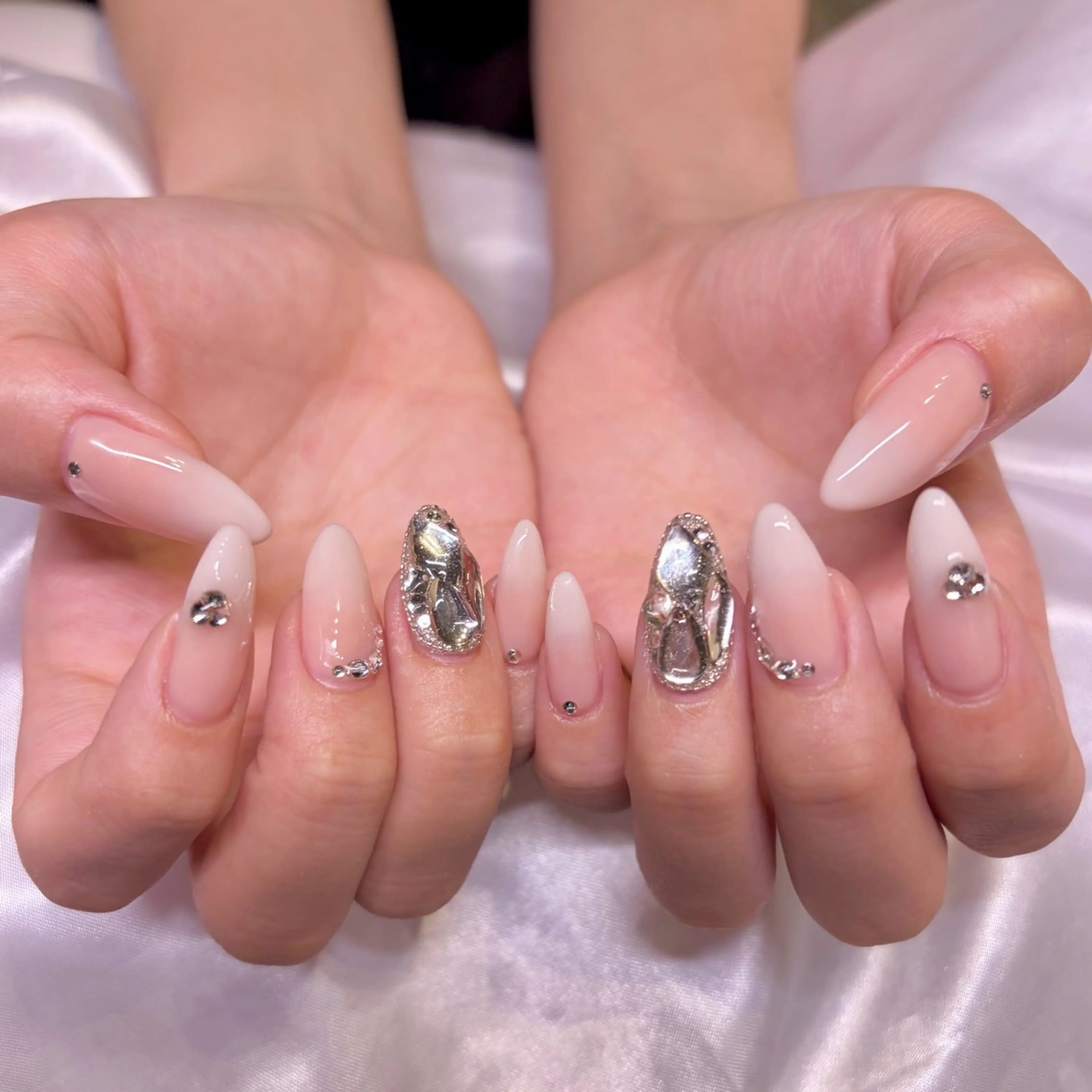 ネイル ハンドネイル nail salon e'mu💐のネイルデザイン