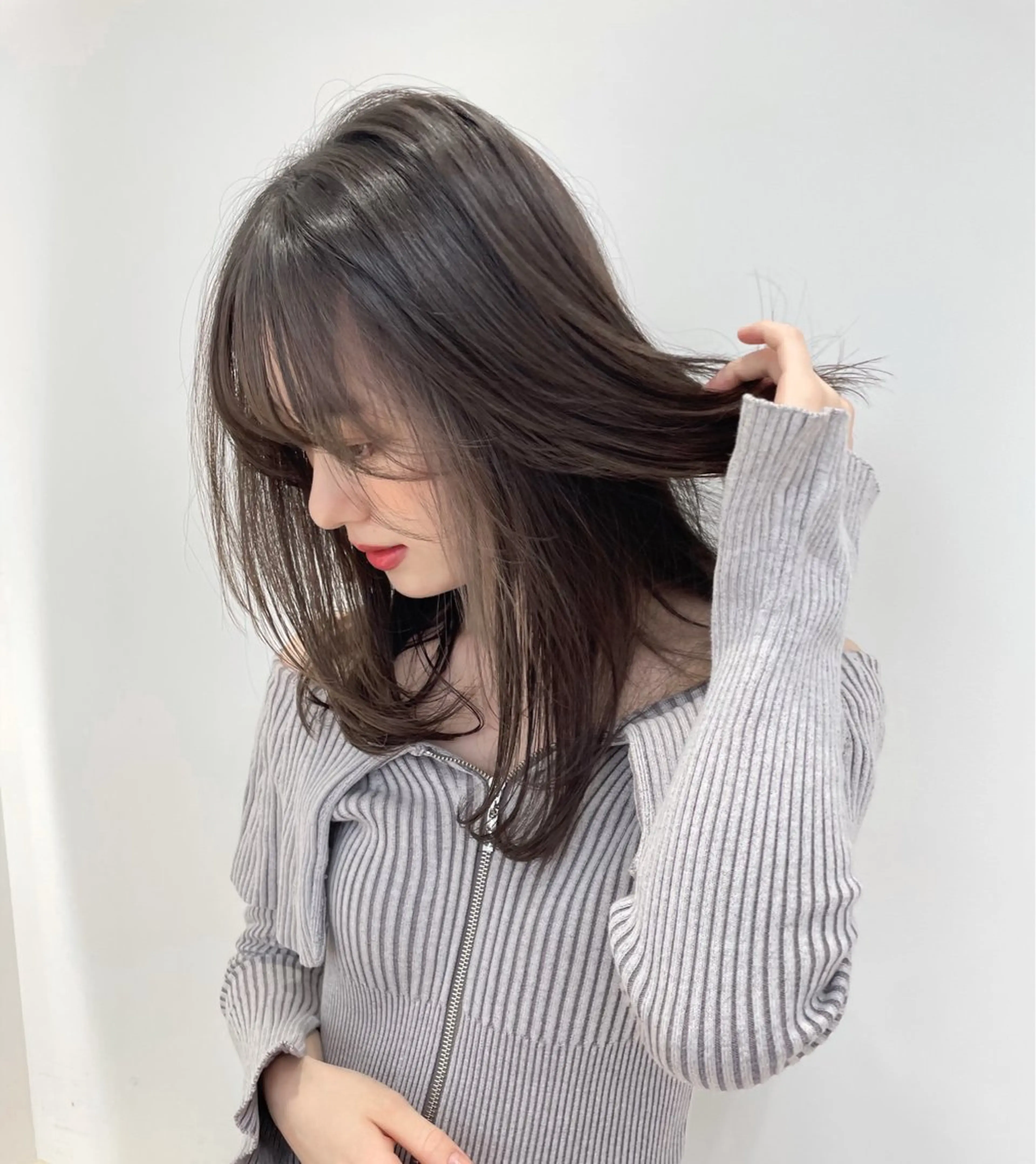 ミディアム カラー カット ヘアカラー トリートメント 透明感カラー 🩰あさのヘアスタイル