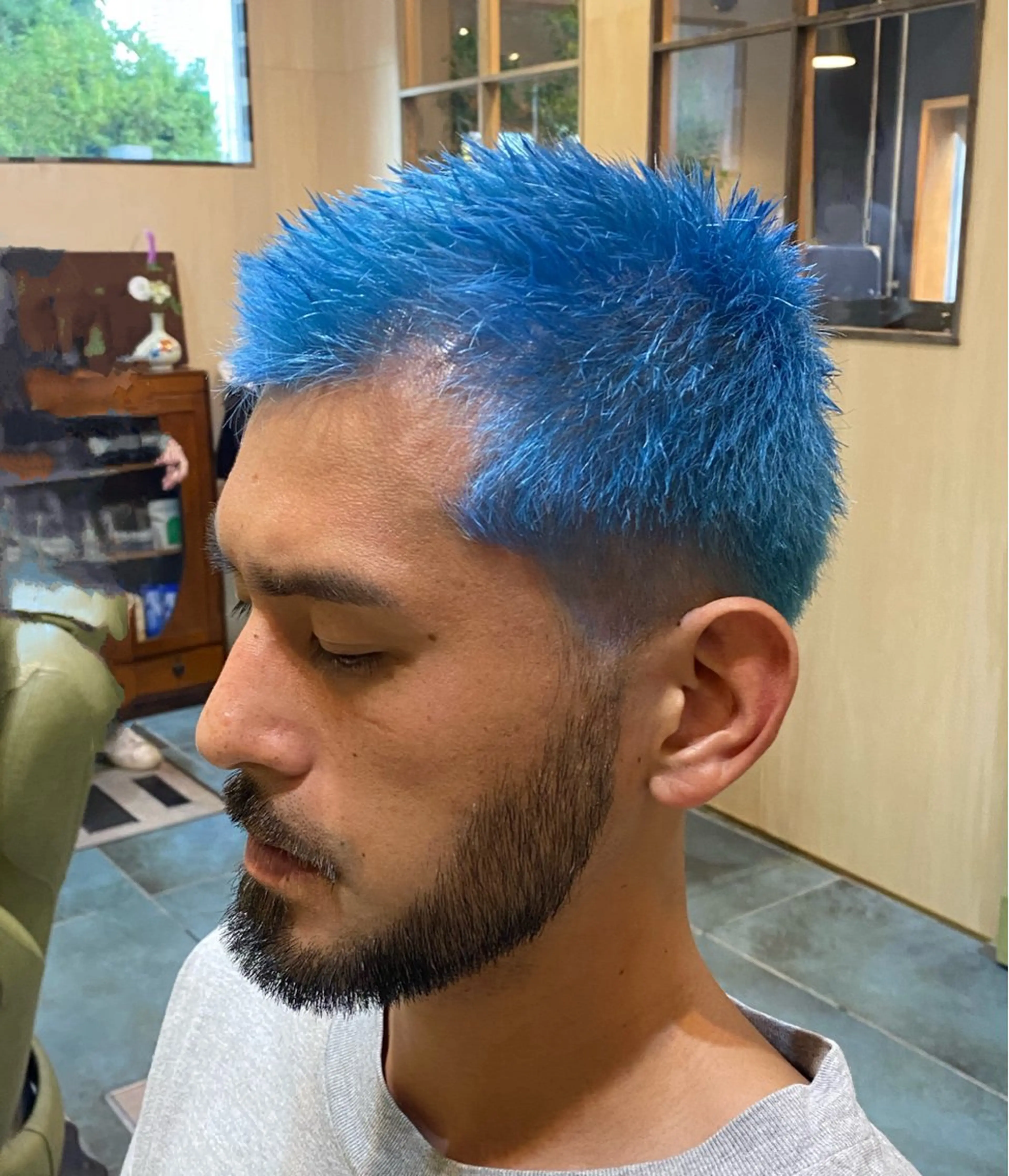 ショート カラー メンズ メンズブリーチ ブリーチ ブルーカラー ショートヘア メンズカット/パーマ 福島区SOSOのヘアスタイル