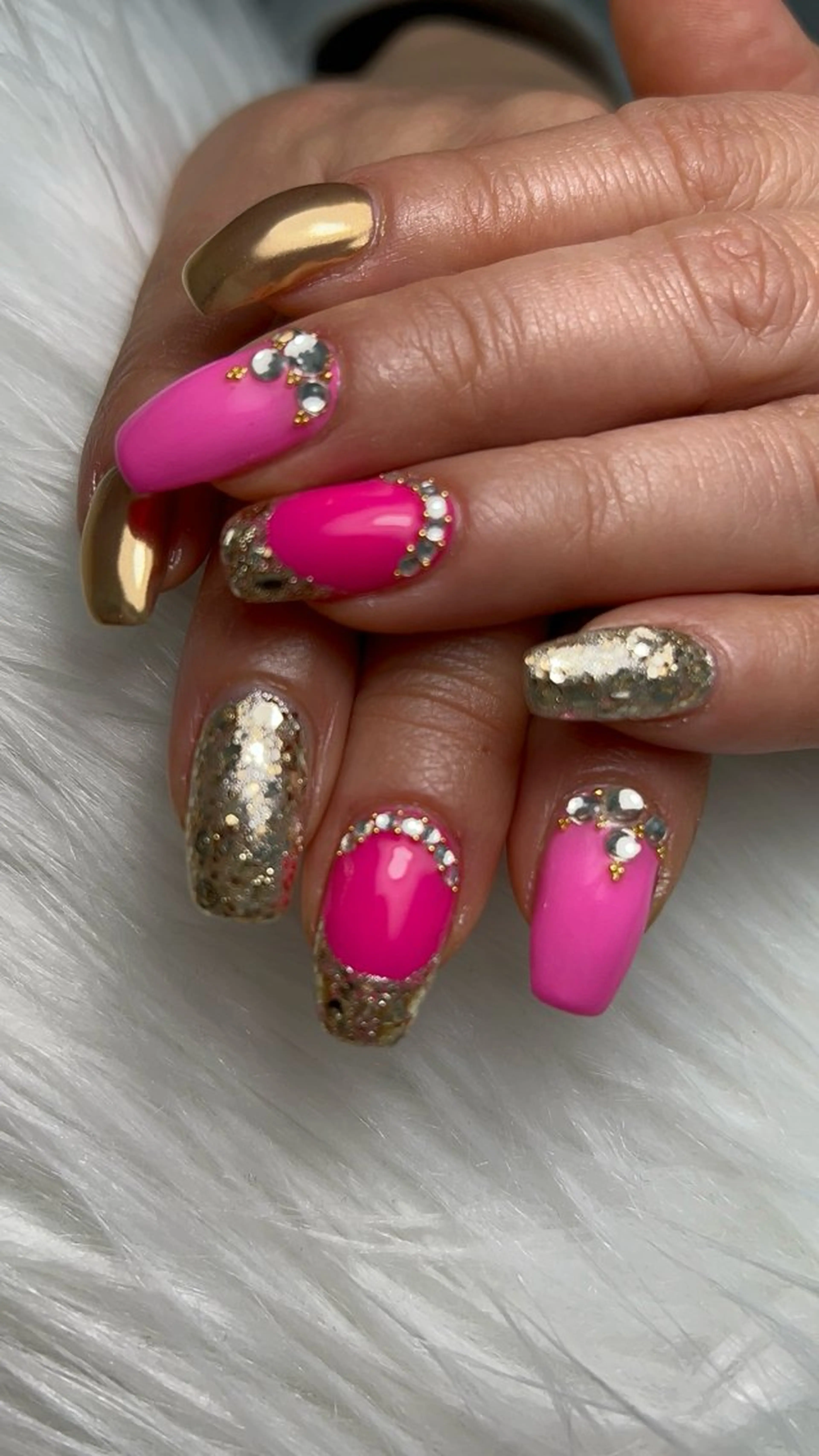 ネイル Blessed:N ブレストのネイルデザイン