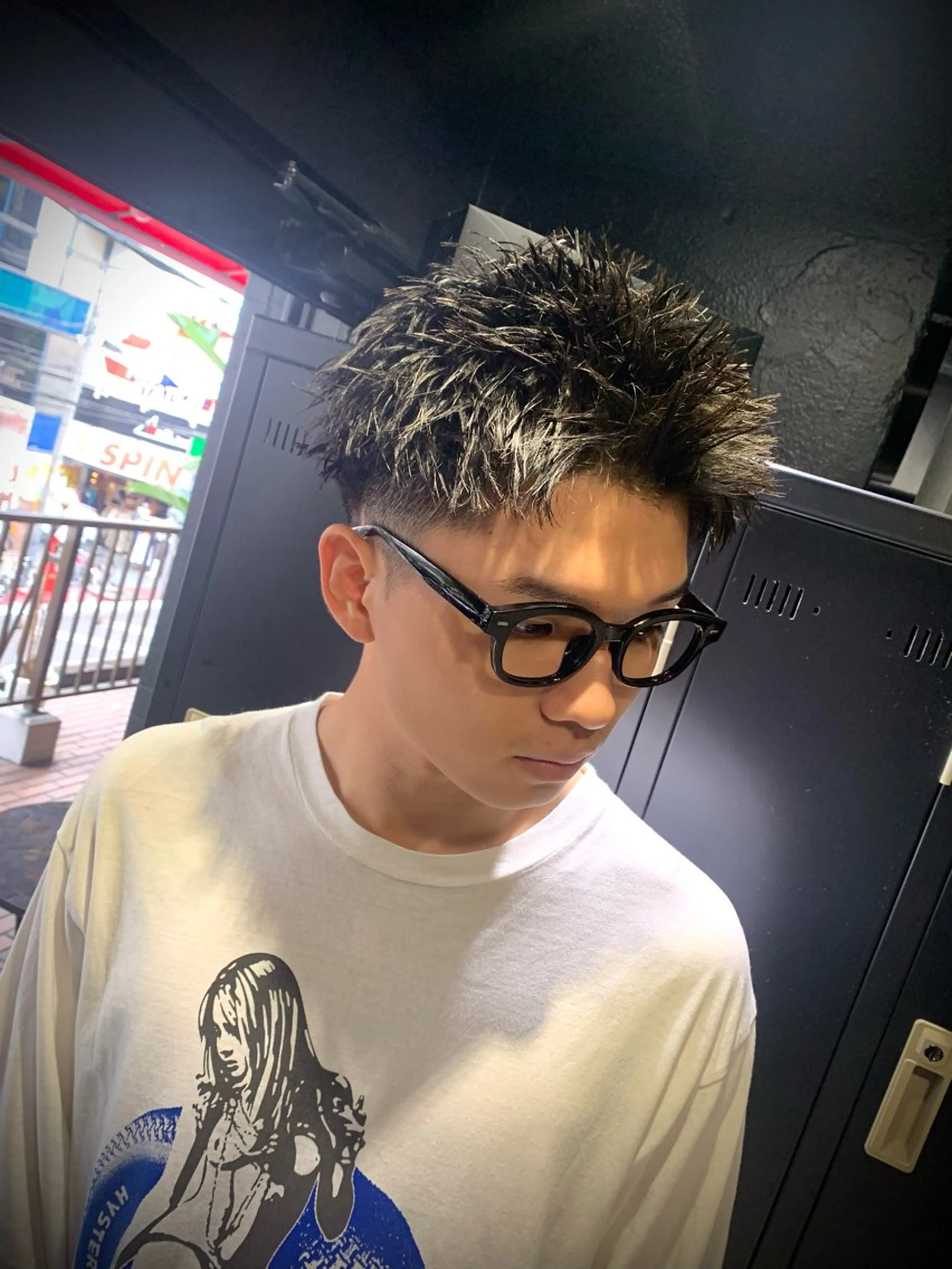 ショート メンズ スパイキーショート ショートヘア カット パーマ トリートメント ヘアセット メンズパーマ/難波/ 心斎橋　室園亮佑のヘアスタイル