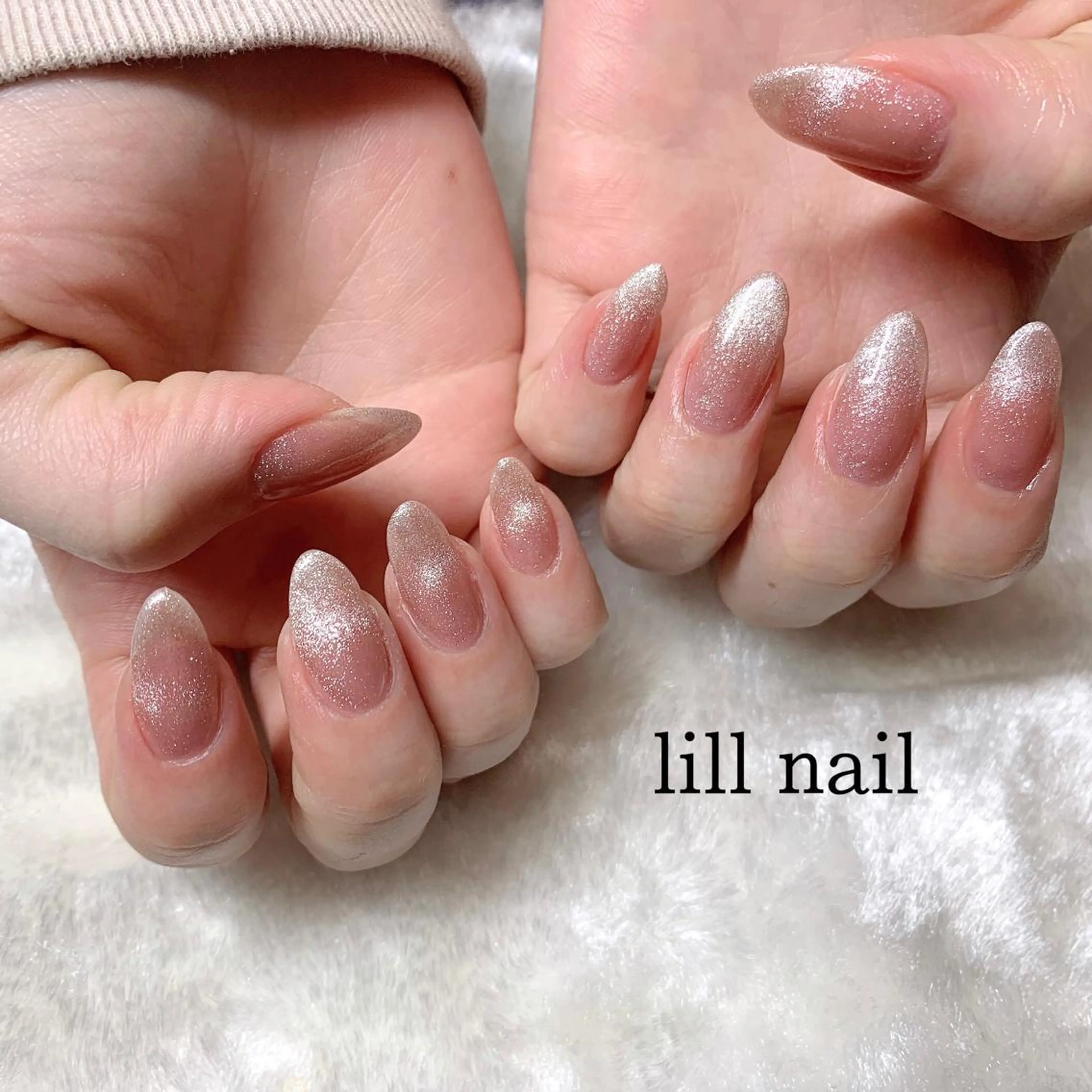 セミロング pllia beautyのネイルデザイン