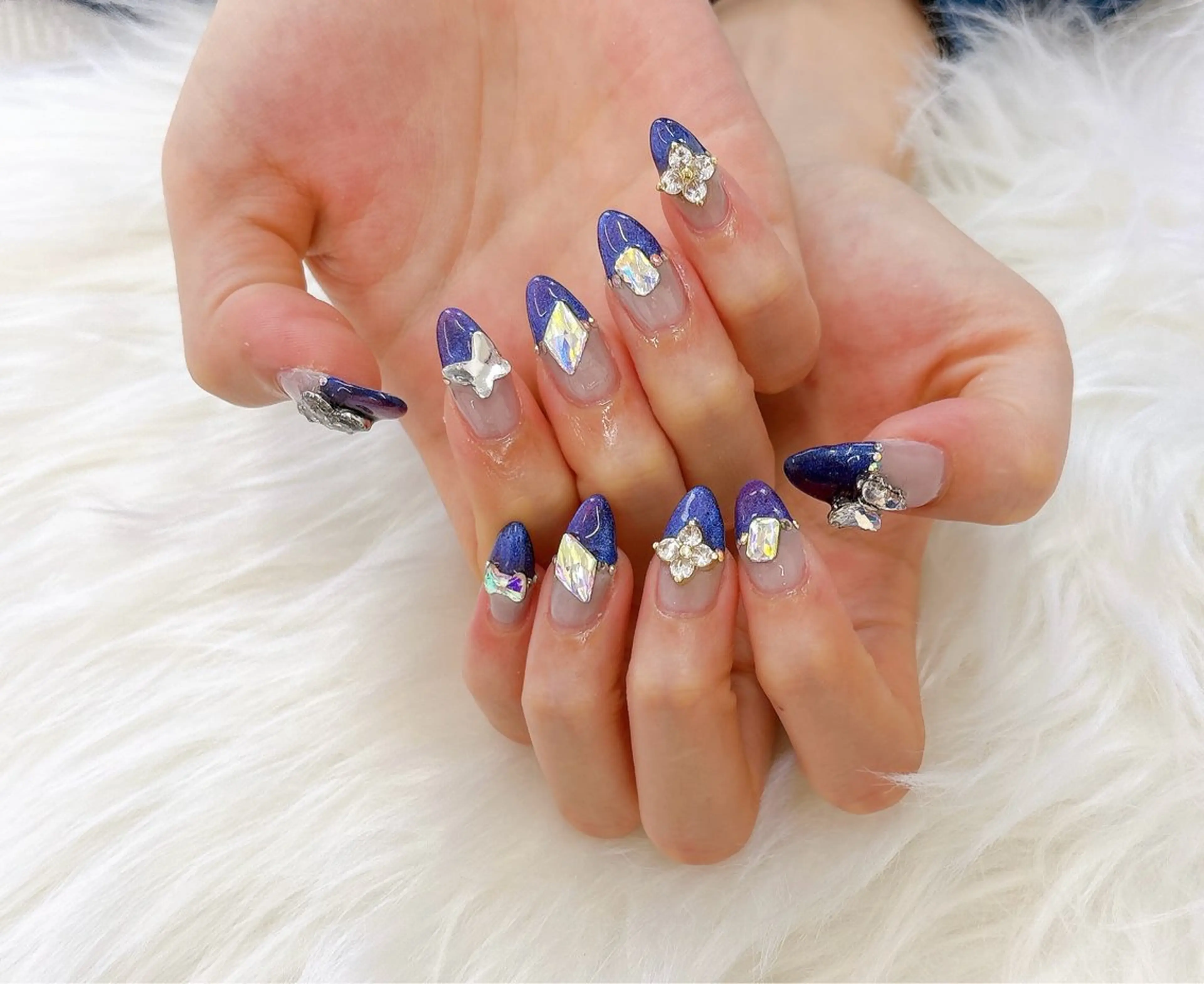 ネイル オーロラネイル フレンチネイル ジェルネイル 韓国ネイル マグネットネイル ハンドネイル Basic 川越のネイルデザイン