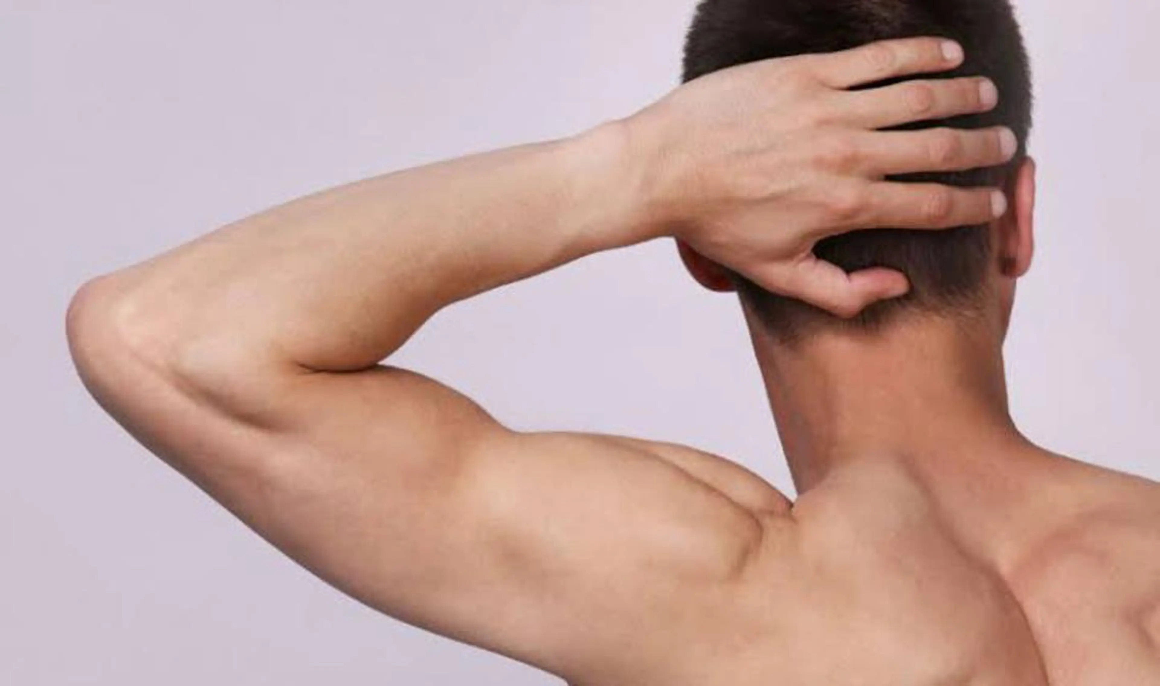 【12月限定】 🌸(男性腕全体脱毛)🌸平均15回でつるつるに🌸2回目以降は3,000円🌸の写真