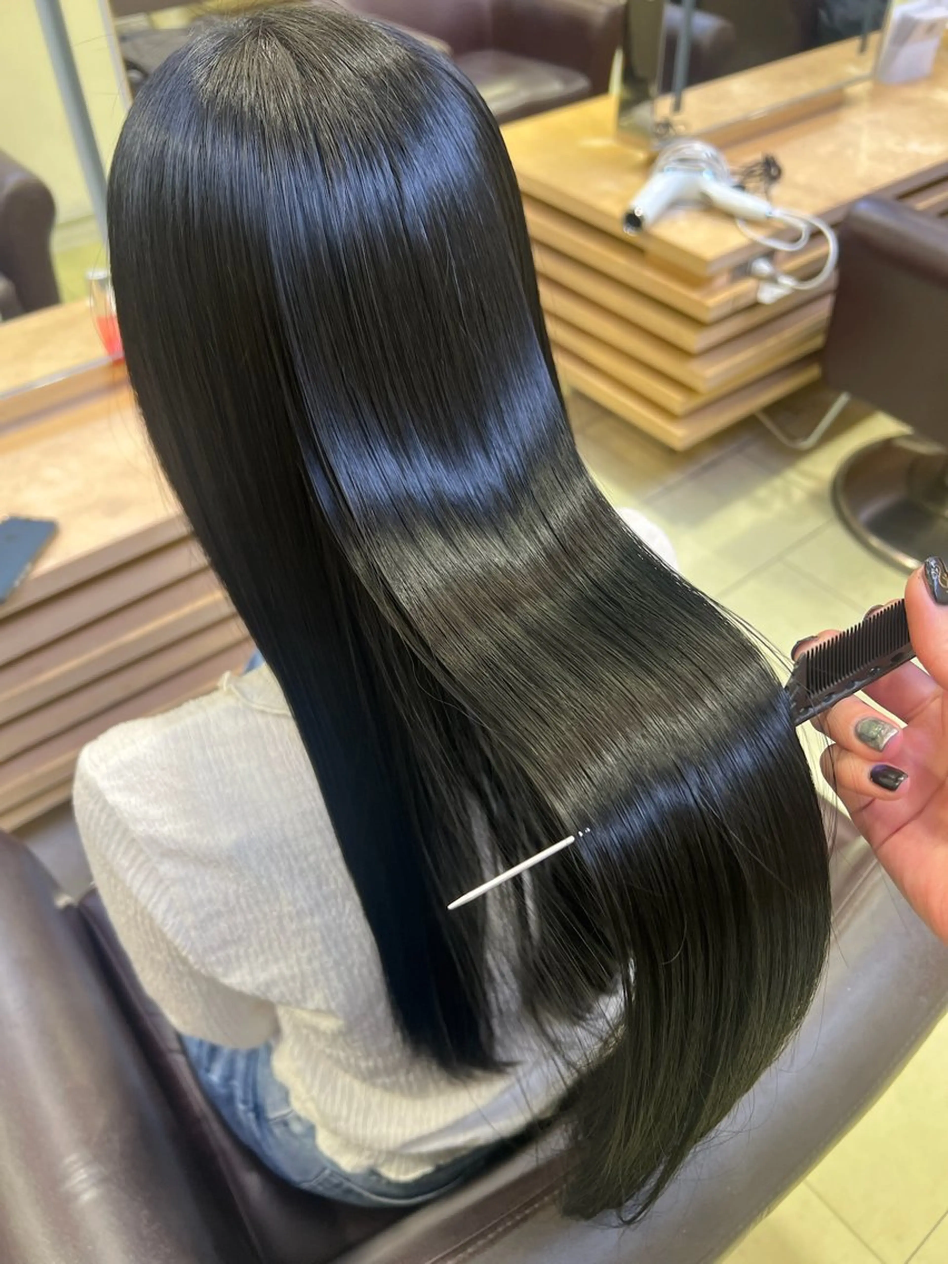 ロング カット ヘアカラー トリートメント 艶カラー/eye 🫧ྀི/栞のヘアスタイル