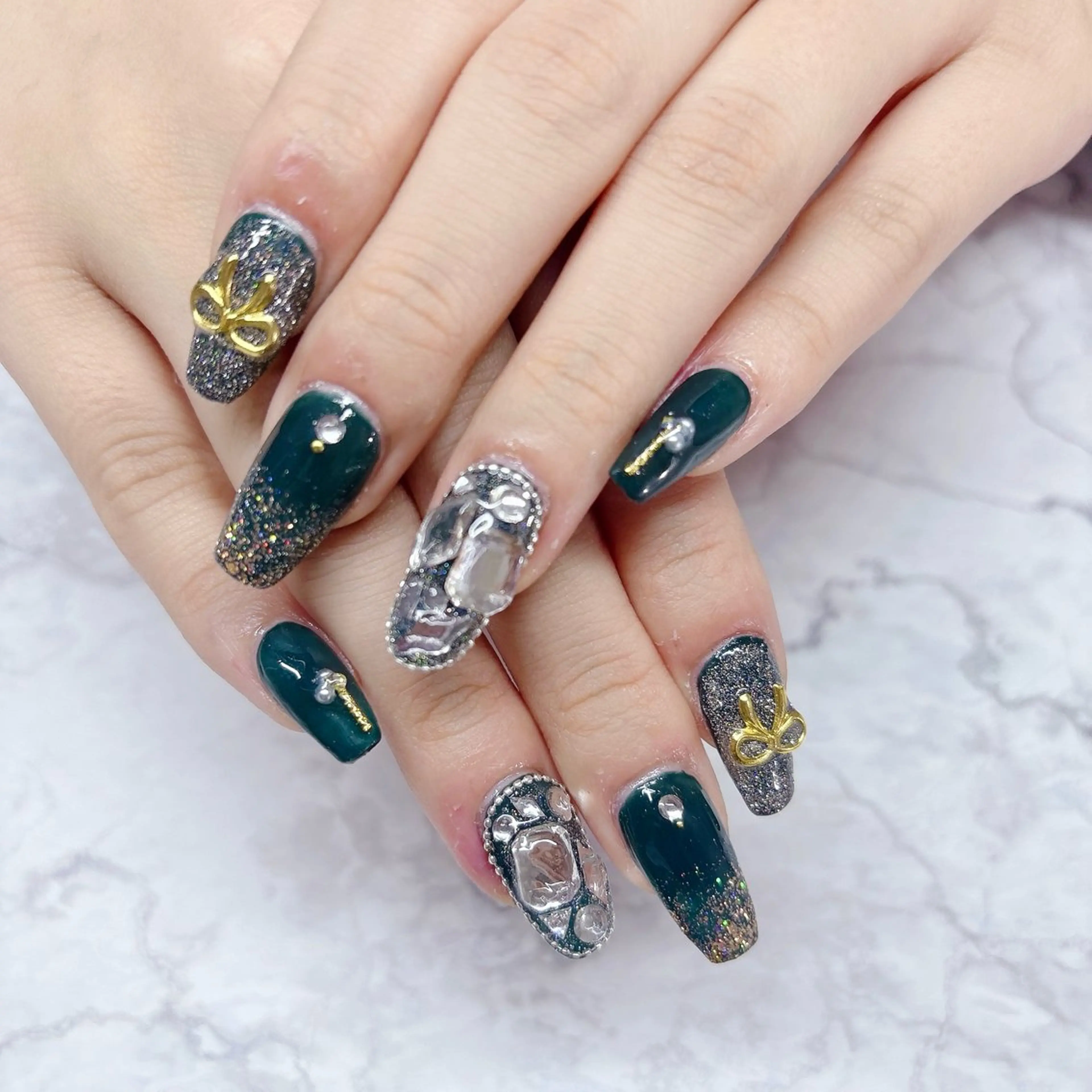 ネイル 成人式 MYu Beauty Salon  MAIのネイルデザイン