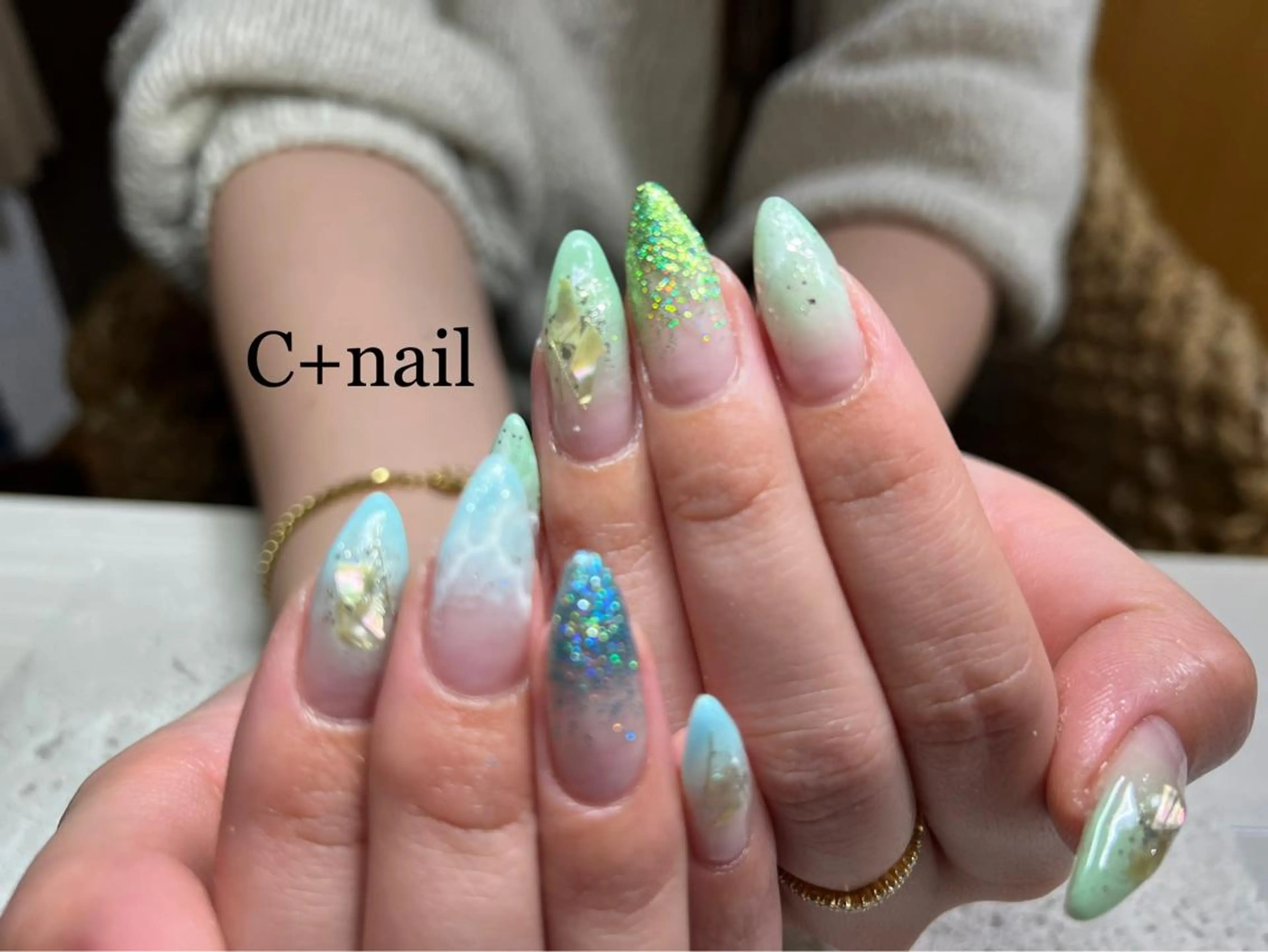 ネイル アートネイル フレンチネイル グラデーション キラキラネイル 韓国ネイル ハンドネイル ✴︎ C+nailのネイルデザイン
