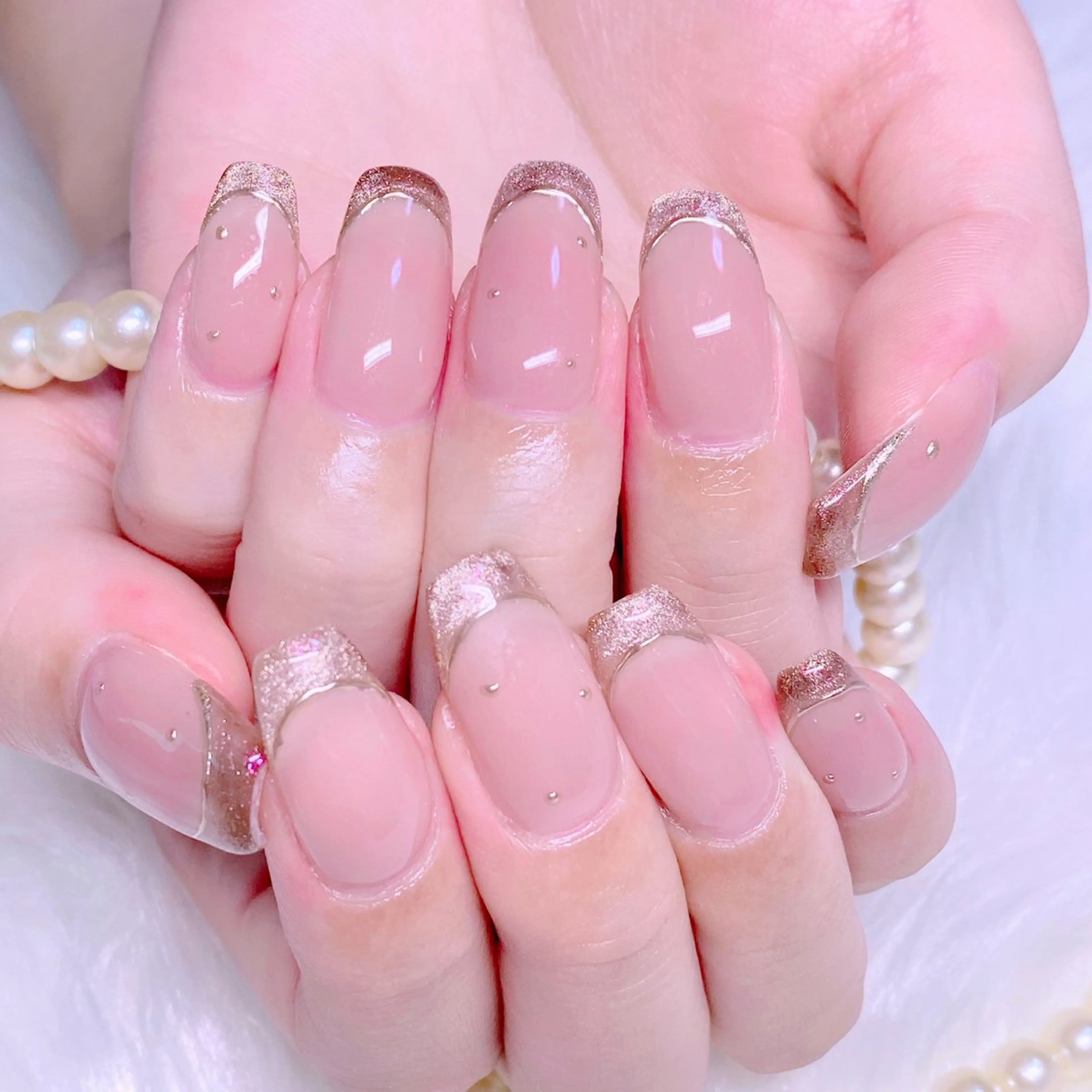 ネイル フレンチネイル マグネットネイル マグネットフレンチ ミラーネイル オフィスネイル Nail Yunaのネイルデザイン