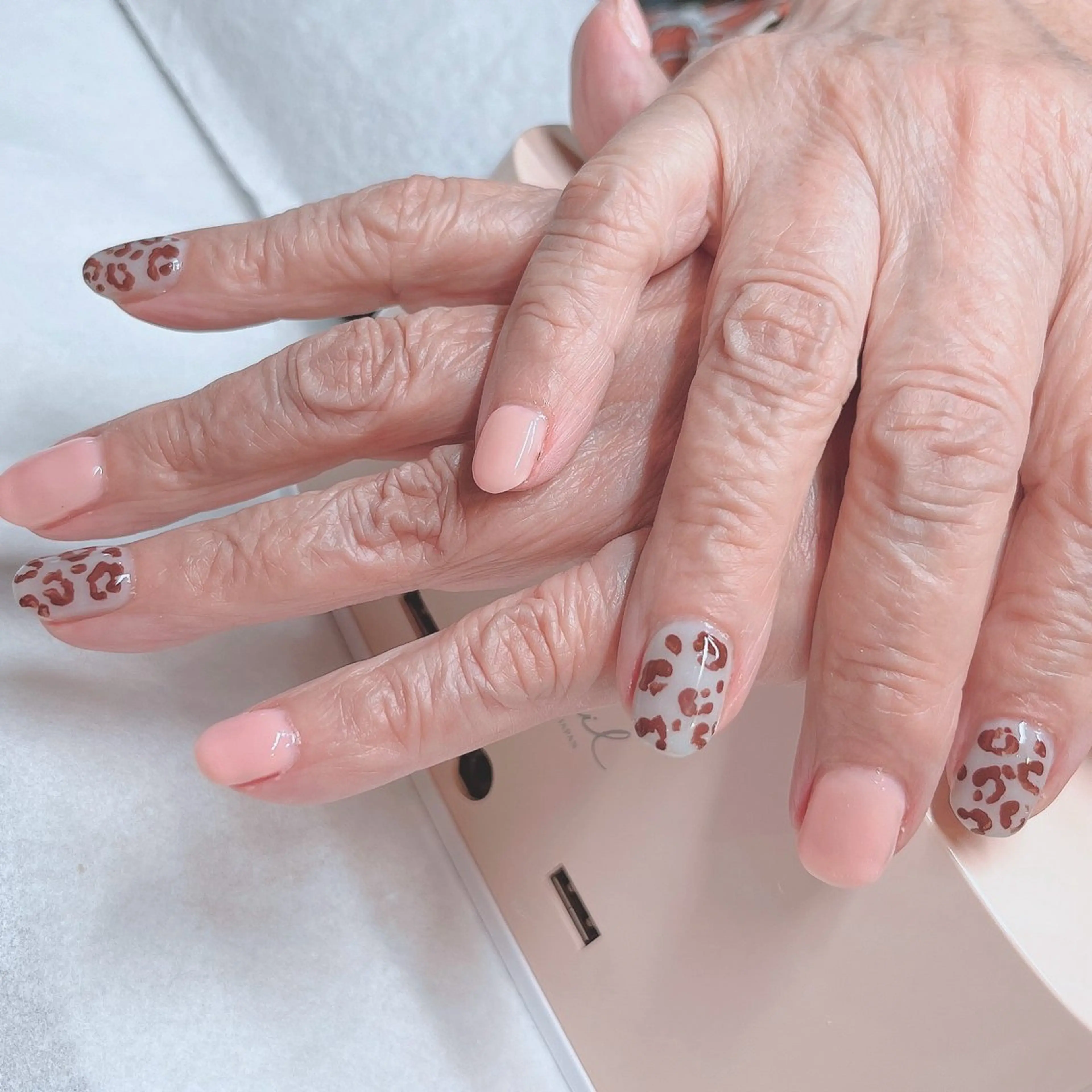 ネイル 杉山 千秋のネイルデザイン