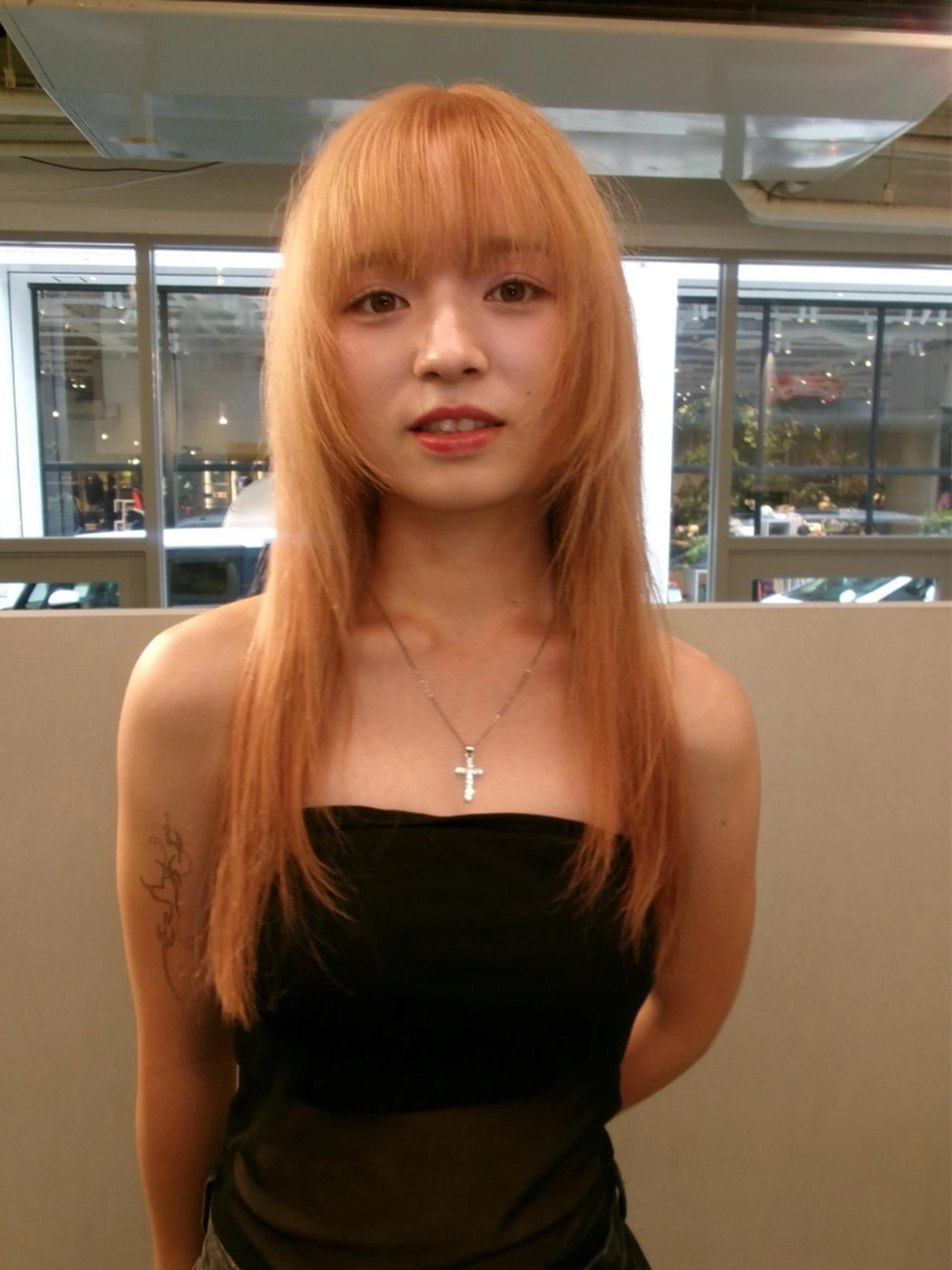 CUT+BLEACH+COLOR+TREATMENTの写真