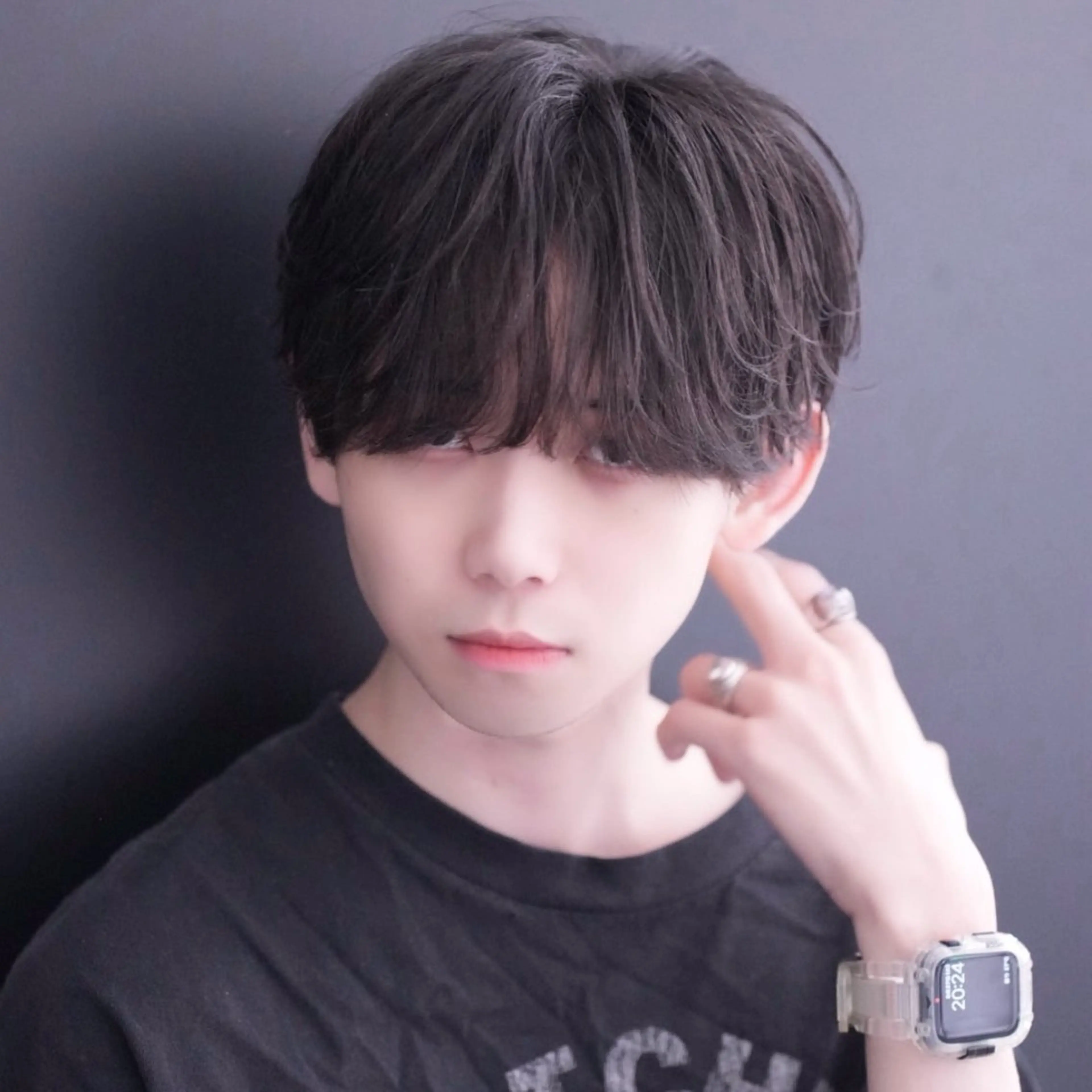 ショート メンズ センターパート メンズ韓国風 マッシュ 刈り上げ 韓国風ヘア 無料カットモデル ユナのヘアスタイル