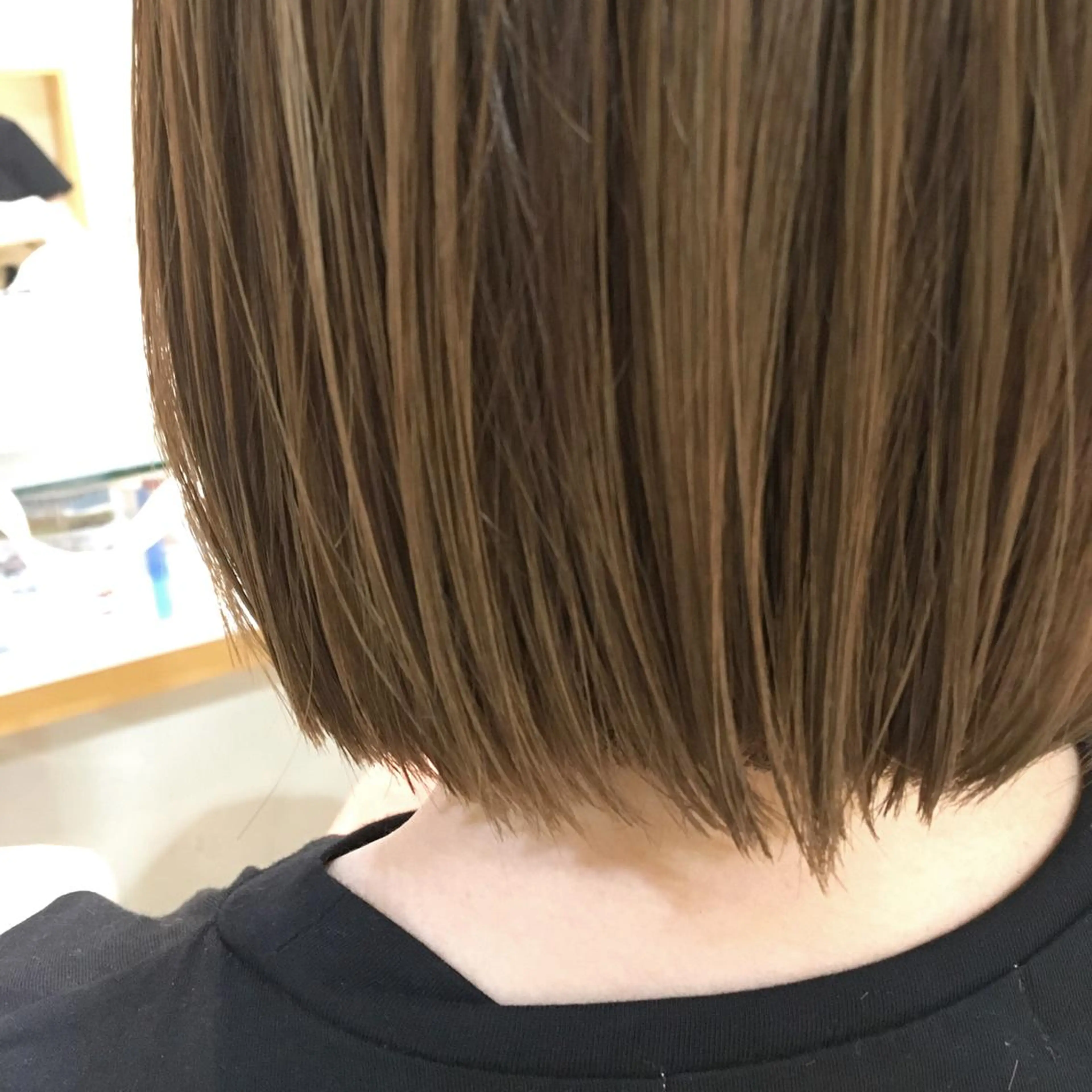 ミディアム カラー 🐝肥田 しょーと🐝のヘアスタイル