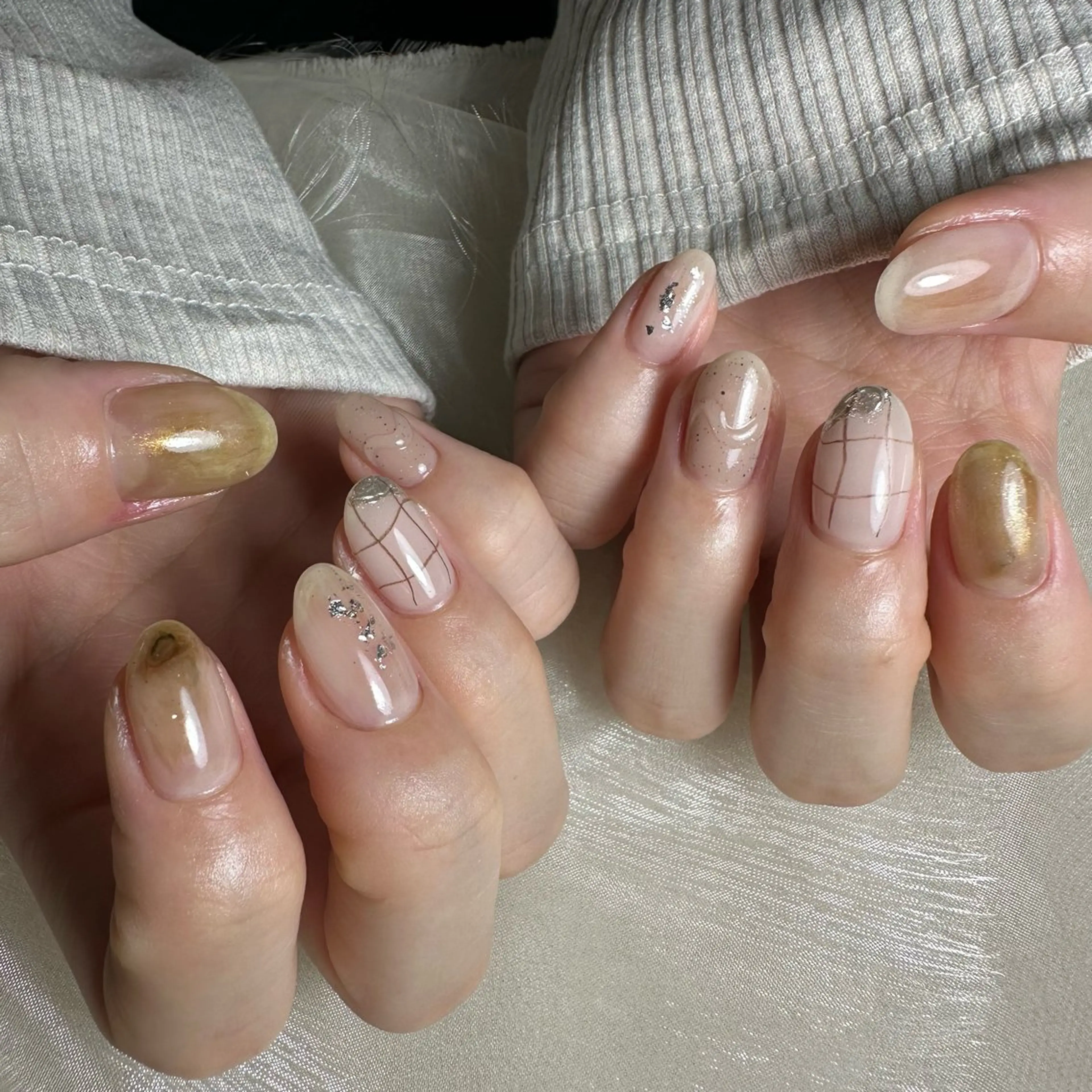 ネイル ハンドネイル repos~ルポ~所属・里見 麗のネイルデザイン