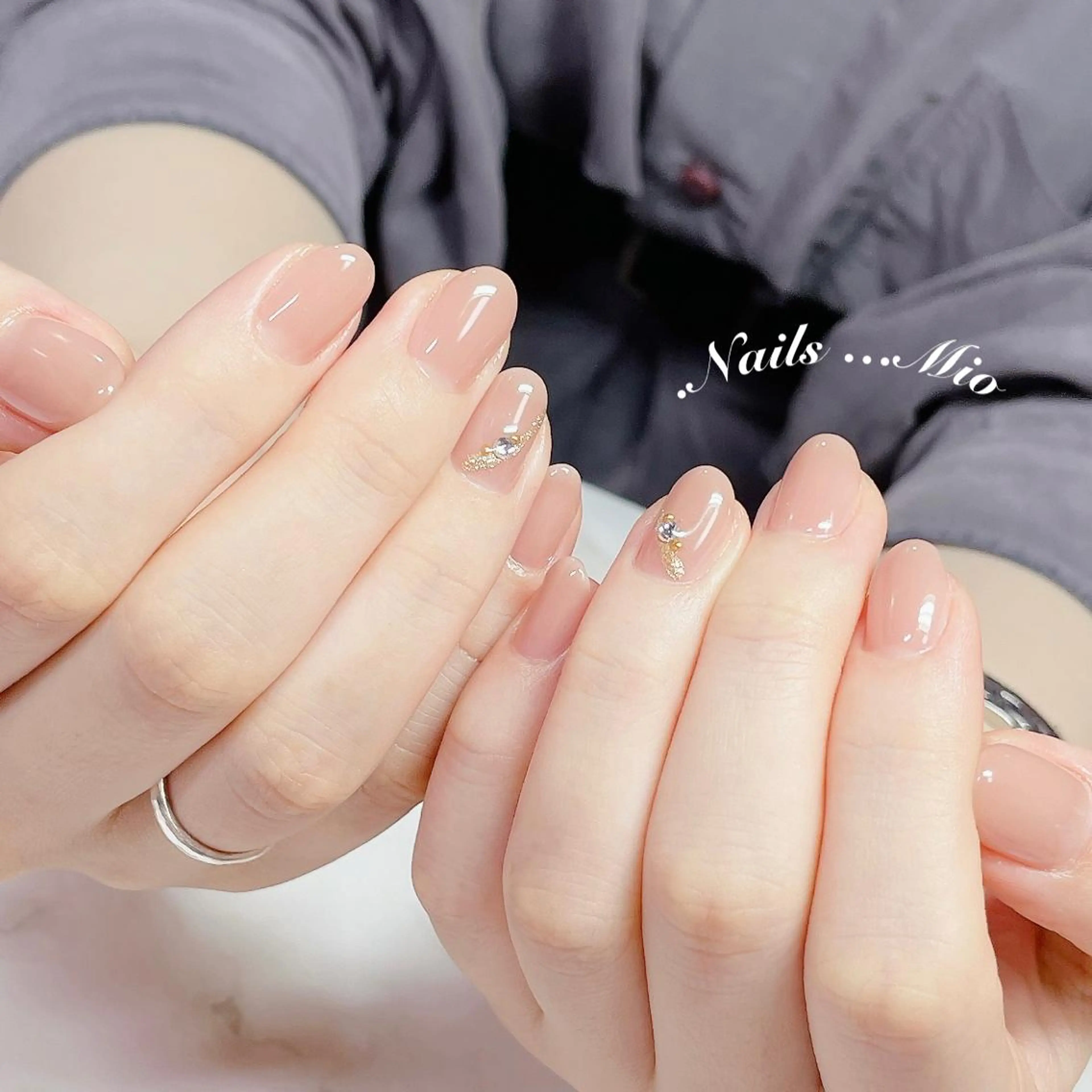 ネイル アートネイル ワンカラーネイル .Nails Mio 赤羽西ネイルサロンのネイルデザイン