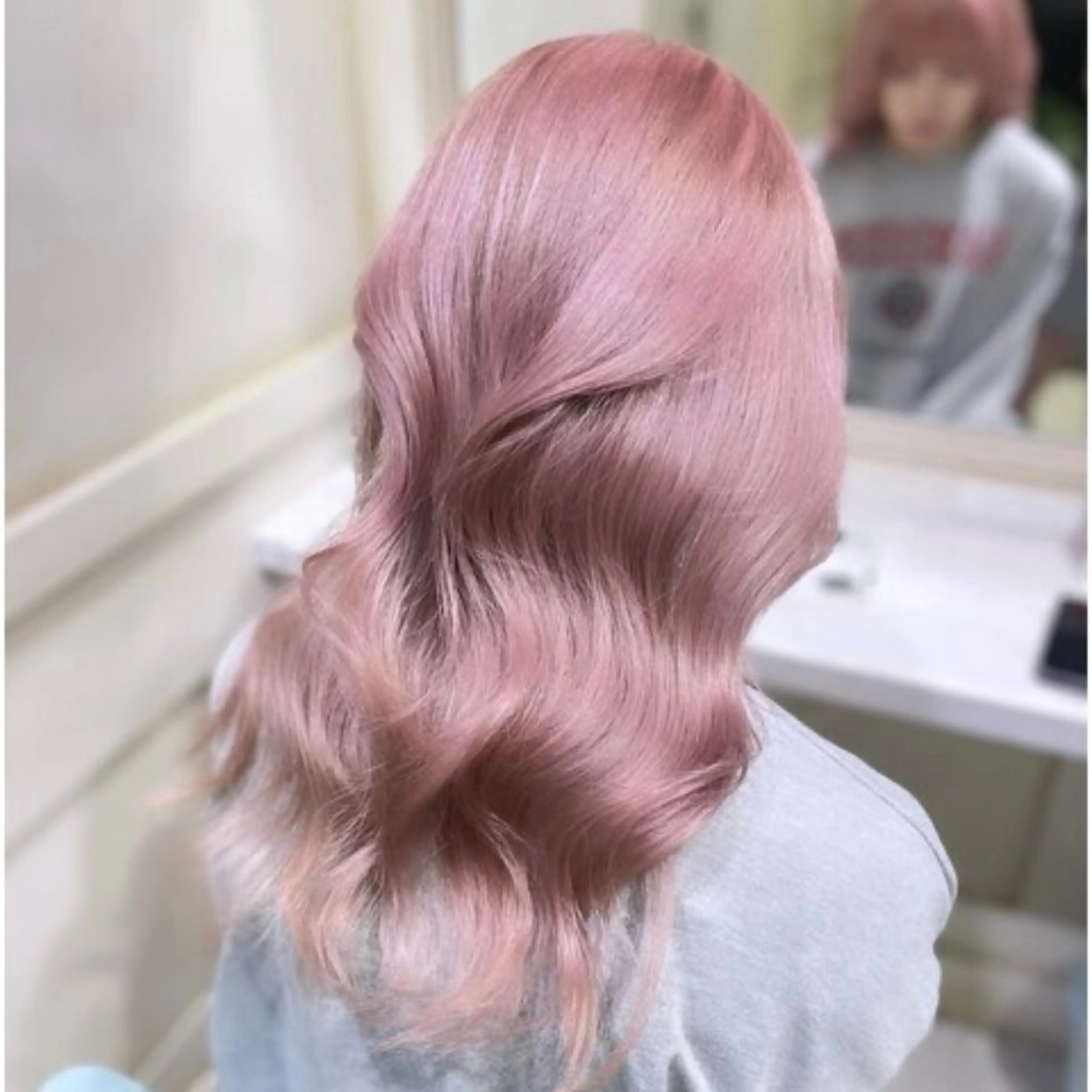 ロング カラー ブリーチ ピンクカラー ホワイトピンク ロング 🦋ブリーチ/カラー 専門Aya💖のヘアスタイル