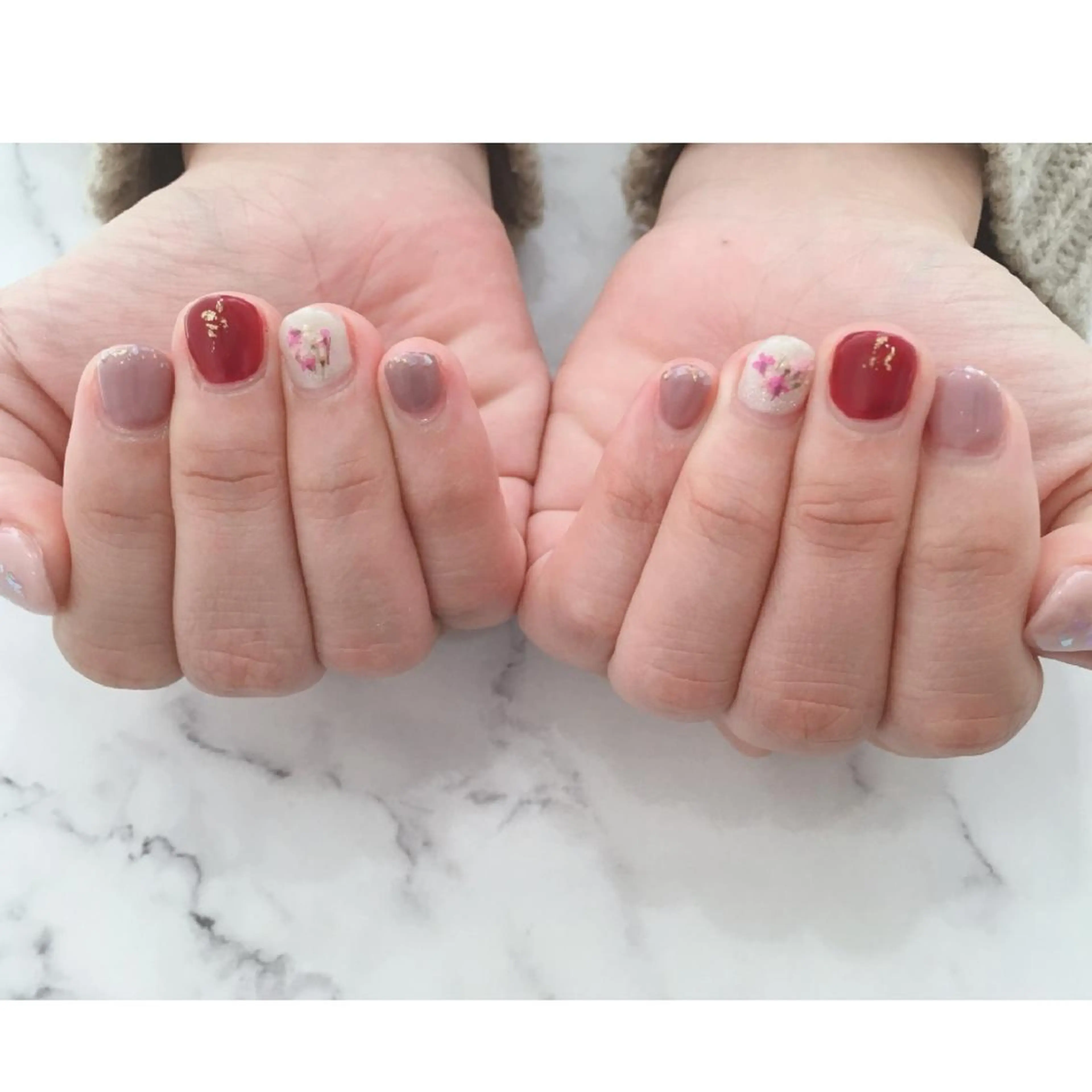 ネイル アートネイル フラワーネイル ジェルネイル キラキラネイル スカルプネイル ネイル＆フラワーサロン〜Ri✦hiro〜鳥栖店所属・HIRATA RIEのネイルデザイン