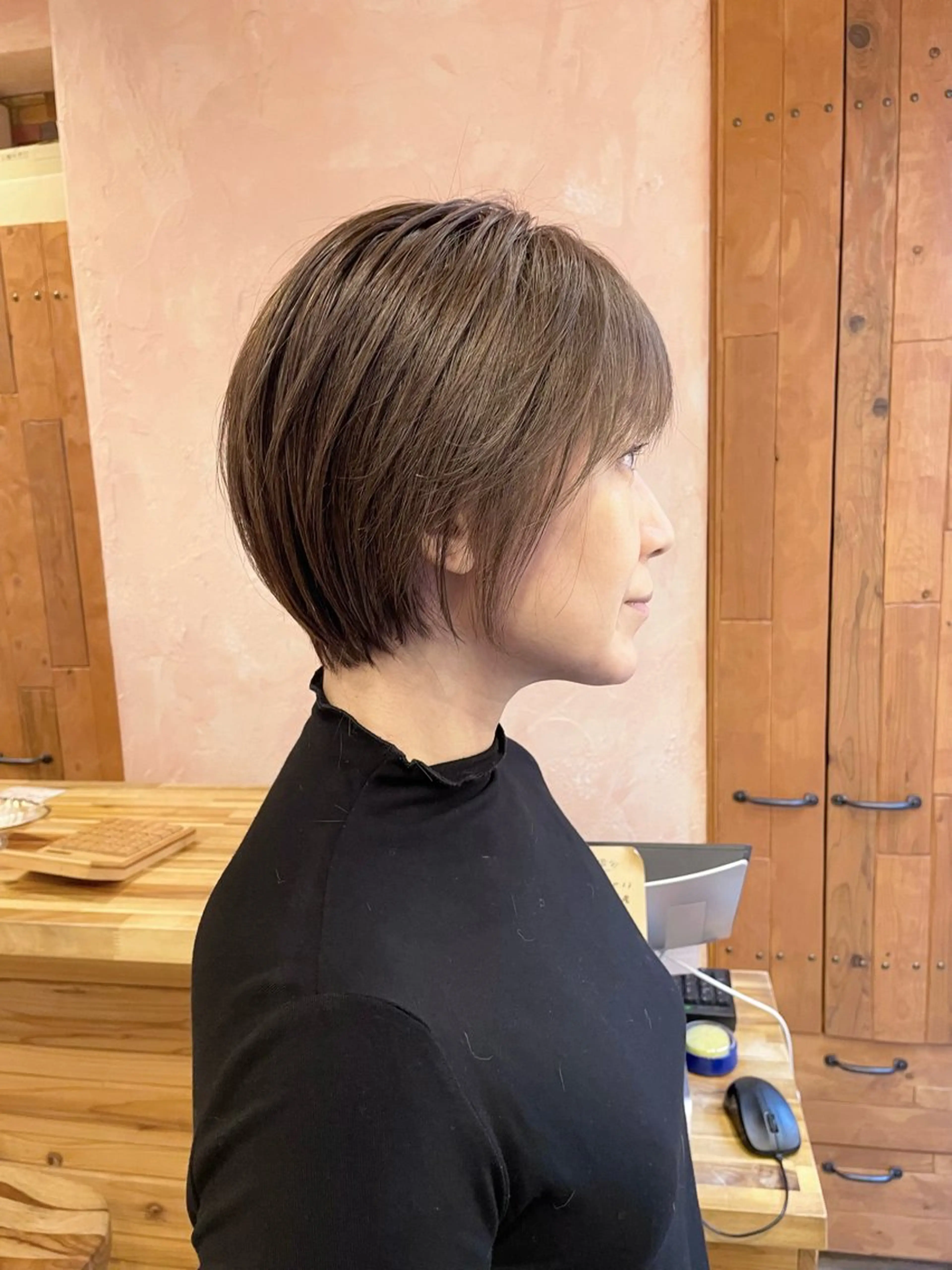 ショート ヘアカラー 髪質改善 🧶小林賢人のヘアスタイル