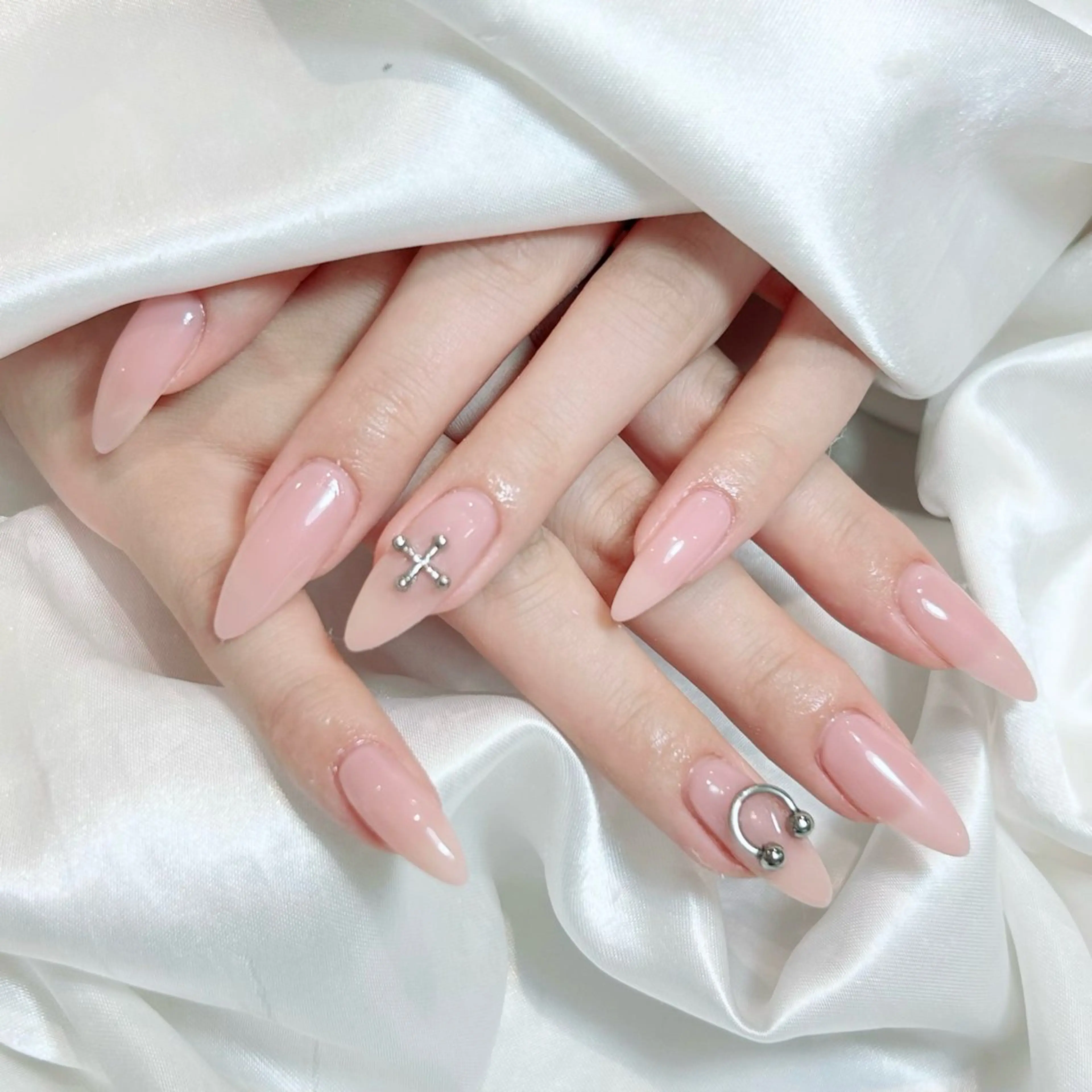 ネイル ハンドネイル WISTERIA hayamiのネイルデザイン