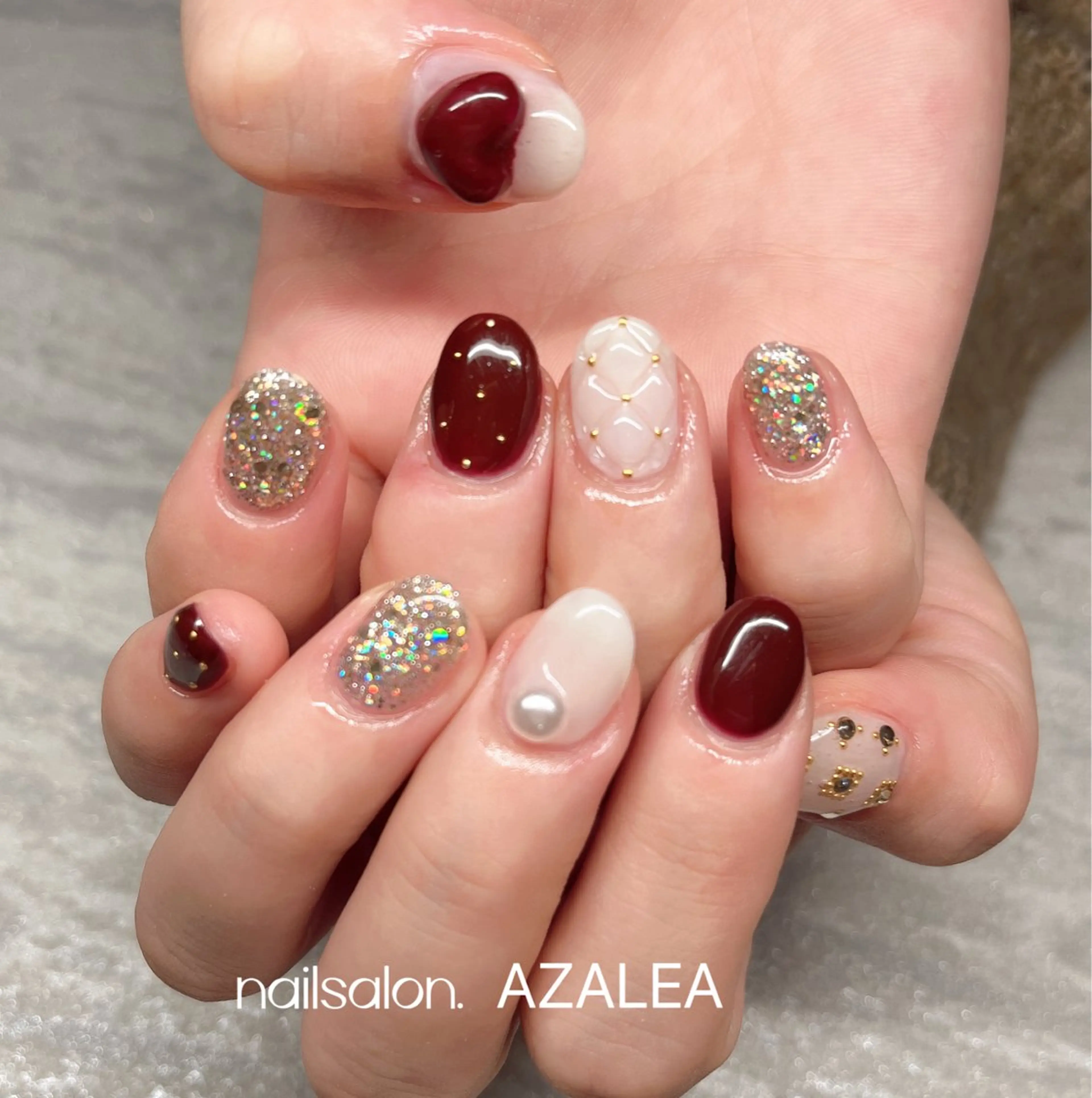 ネイル R inのネイルデザイン