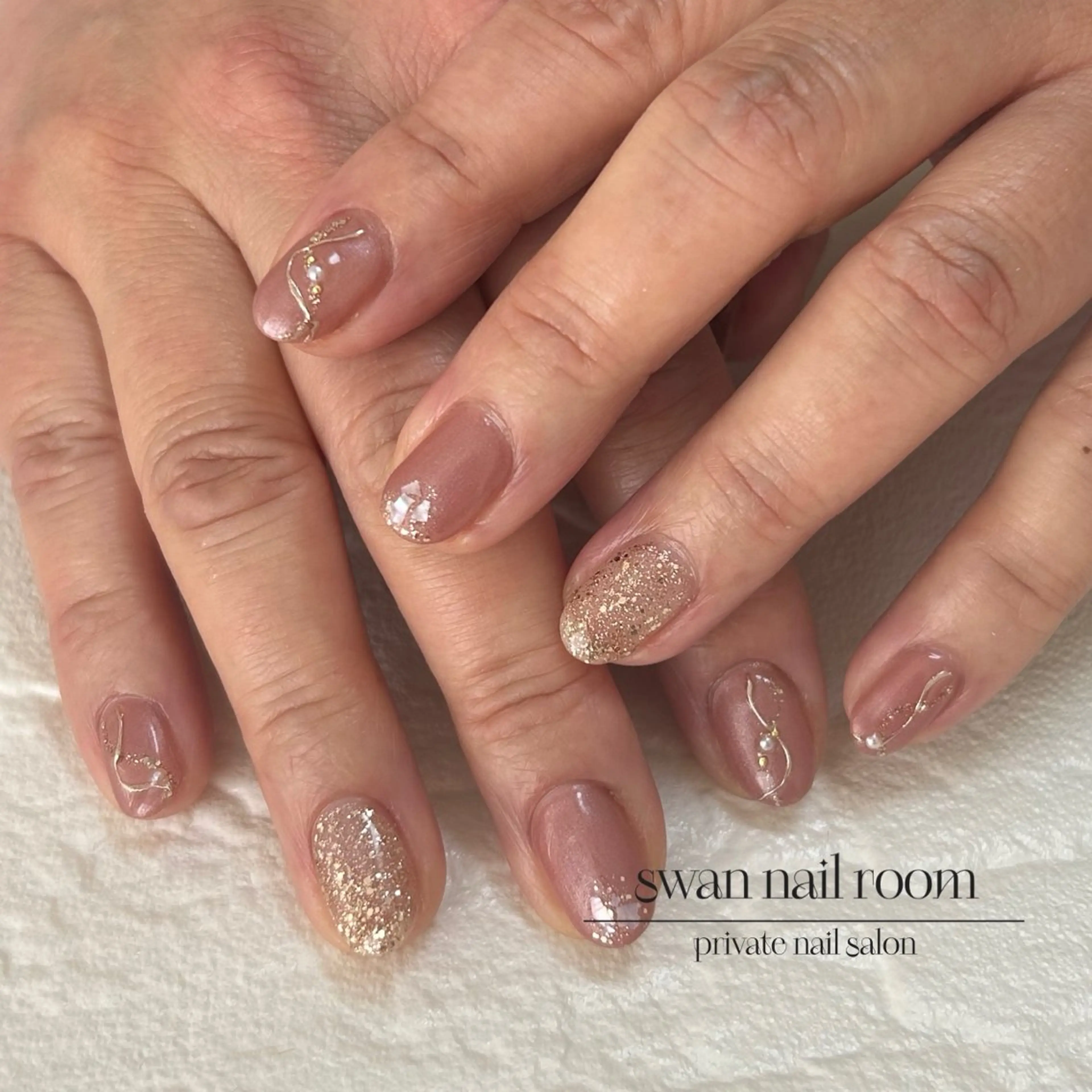 ネイル 桜ネイル ニュアンスネイル 春ネイル swan  nail room所属・swan nail roomのネイルデザイン