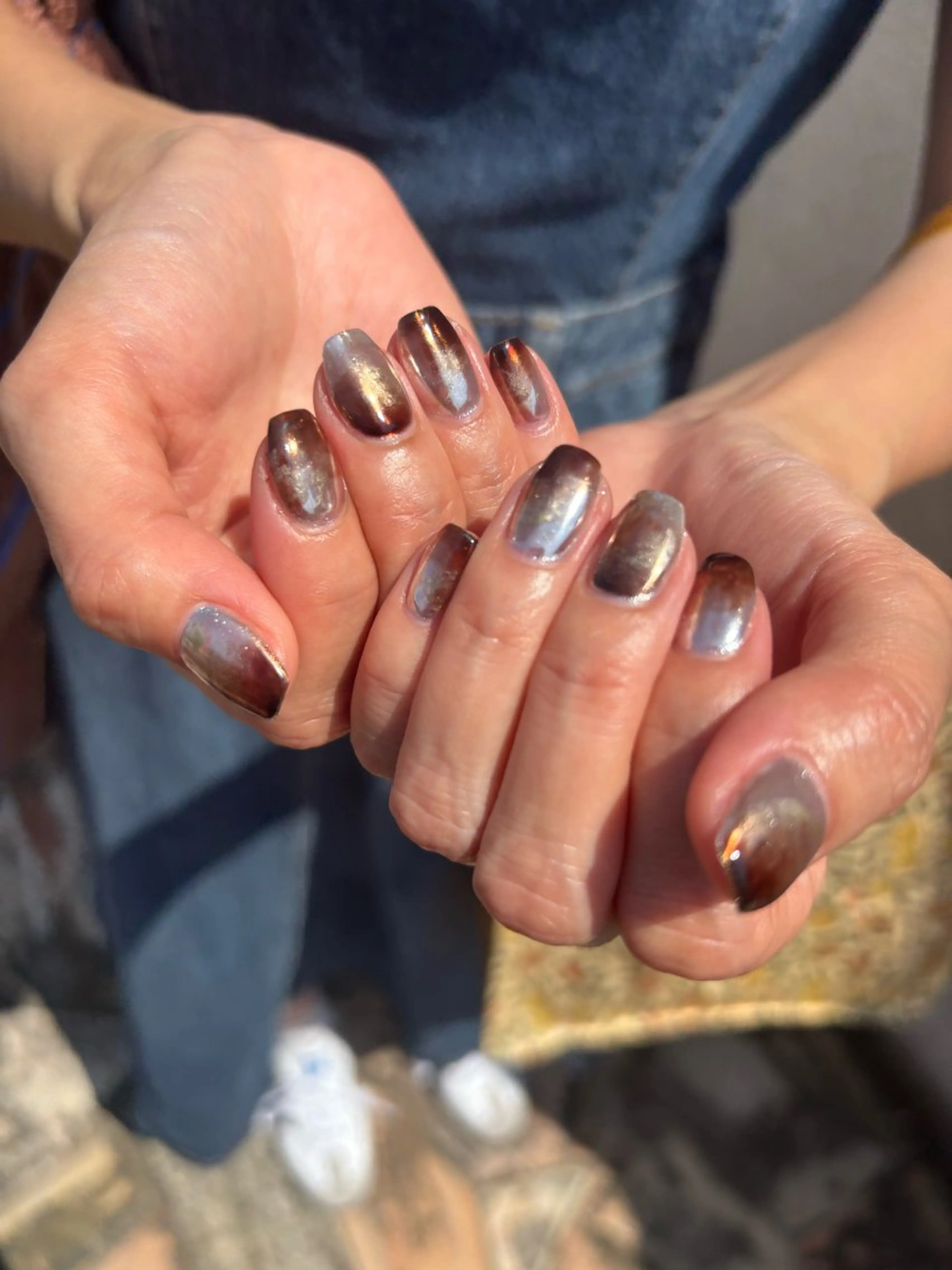 ネイル ミラーネイル ニュアンスネイル シルバー ハンドネイル relaxation boutique LICO所属・タグチ カオリのネイルデザイン