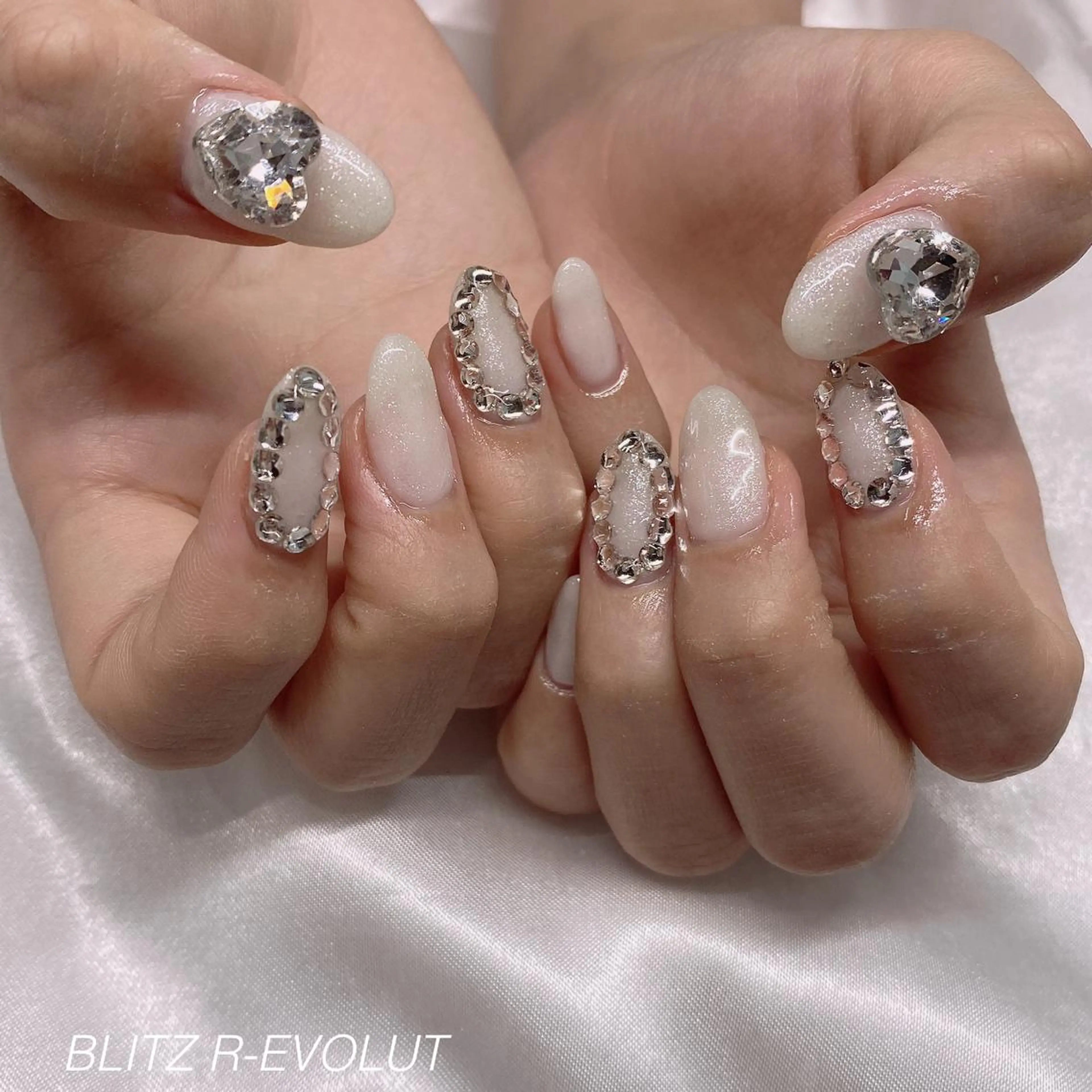 ネイル 持ち込み ☁️BLITZ 🎀笠原雪音🎀のネイルデザイン