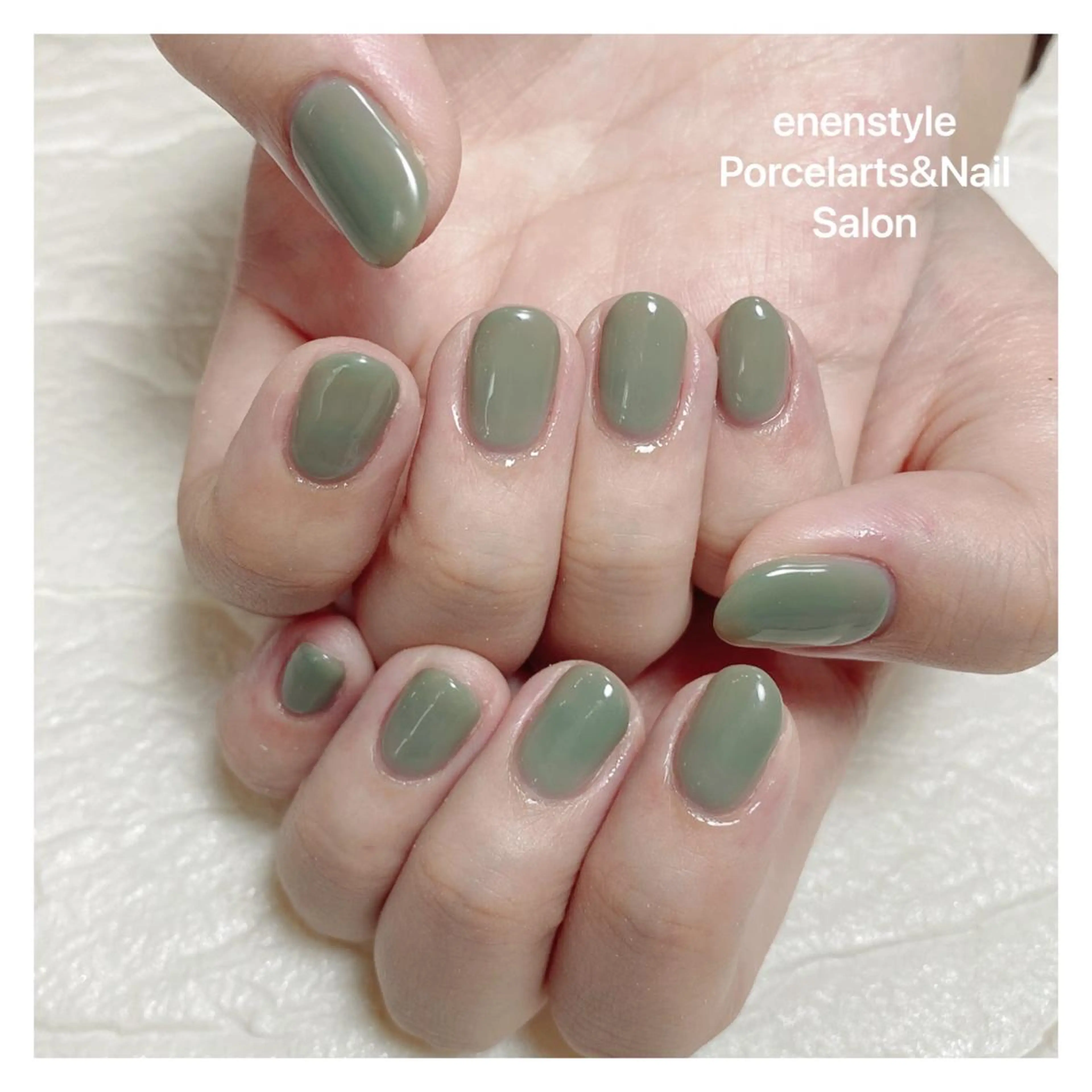 ショート ネイル 👑enen style👑のネイルデザイン