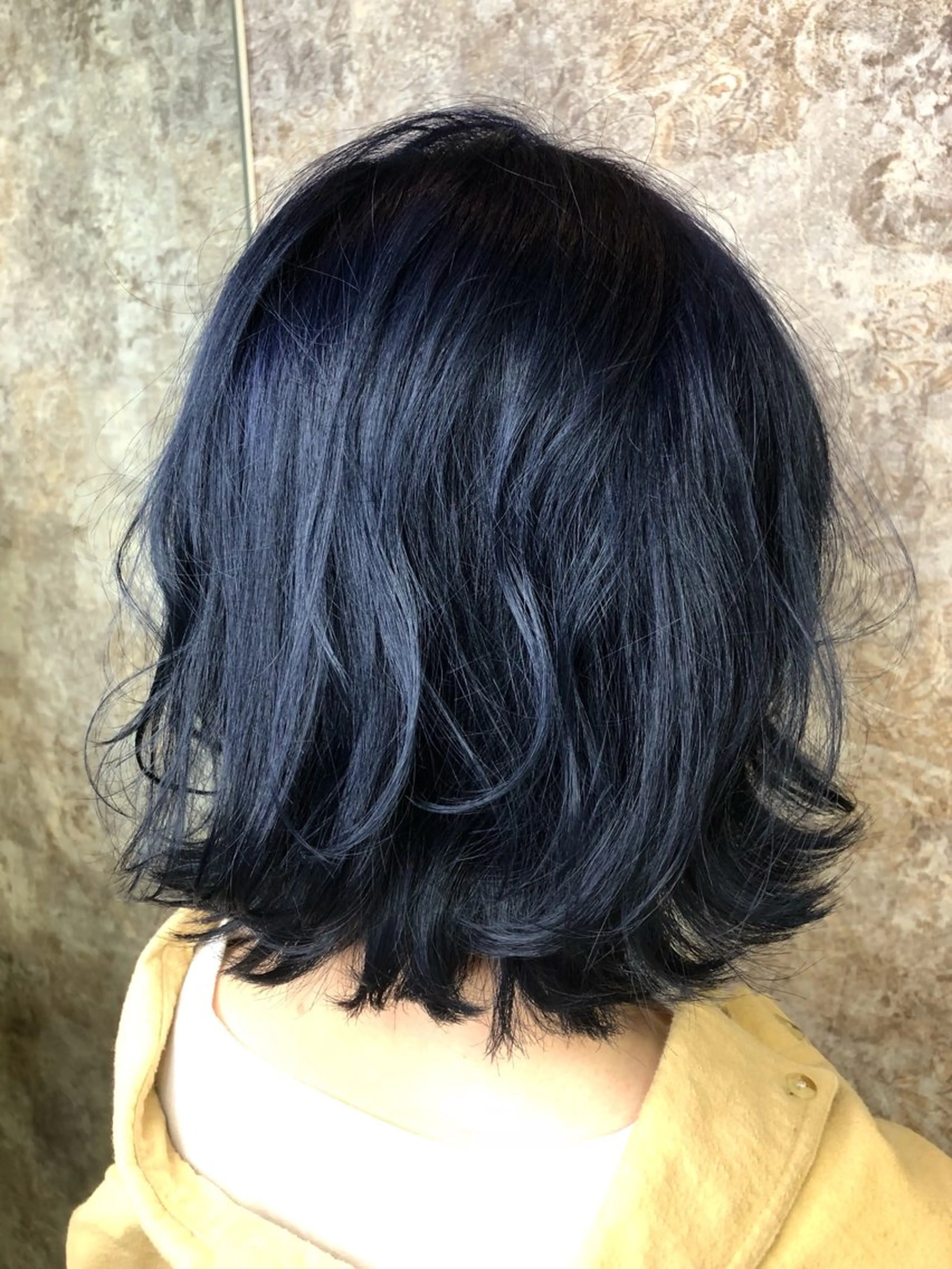 ミディアム カラー ウエチ シオミ 金沢文庫のヘアスタイル