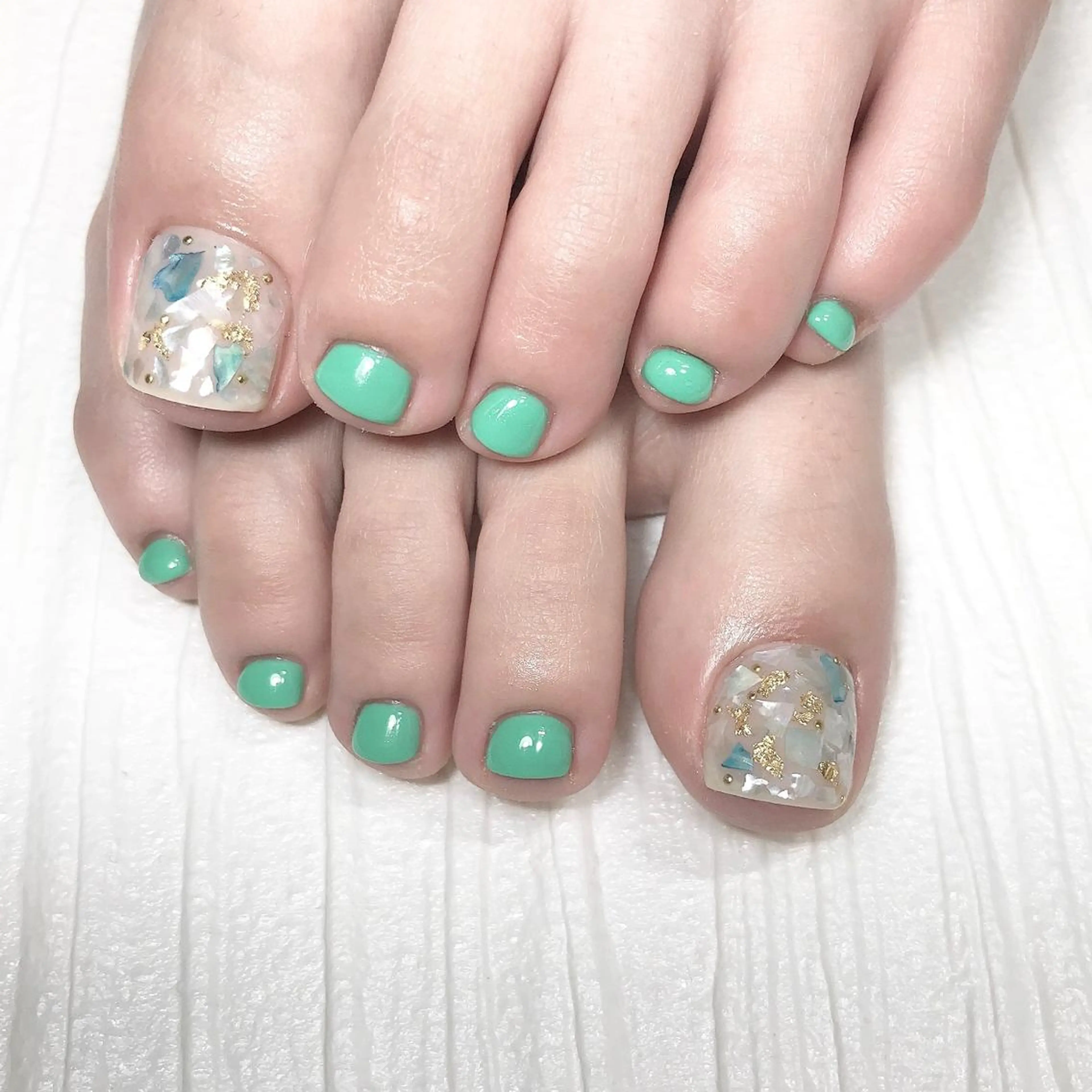 初回フットnail❤︎(両親指にデザインを入れるだけでグンっと可愛さup)の写真