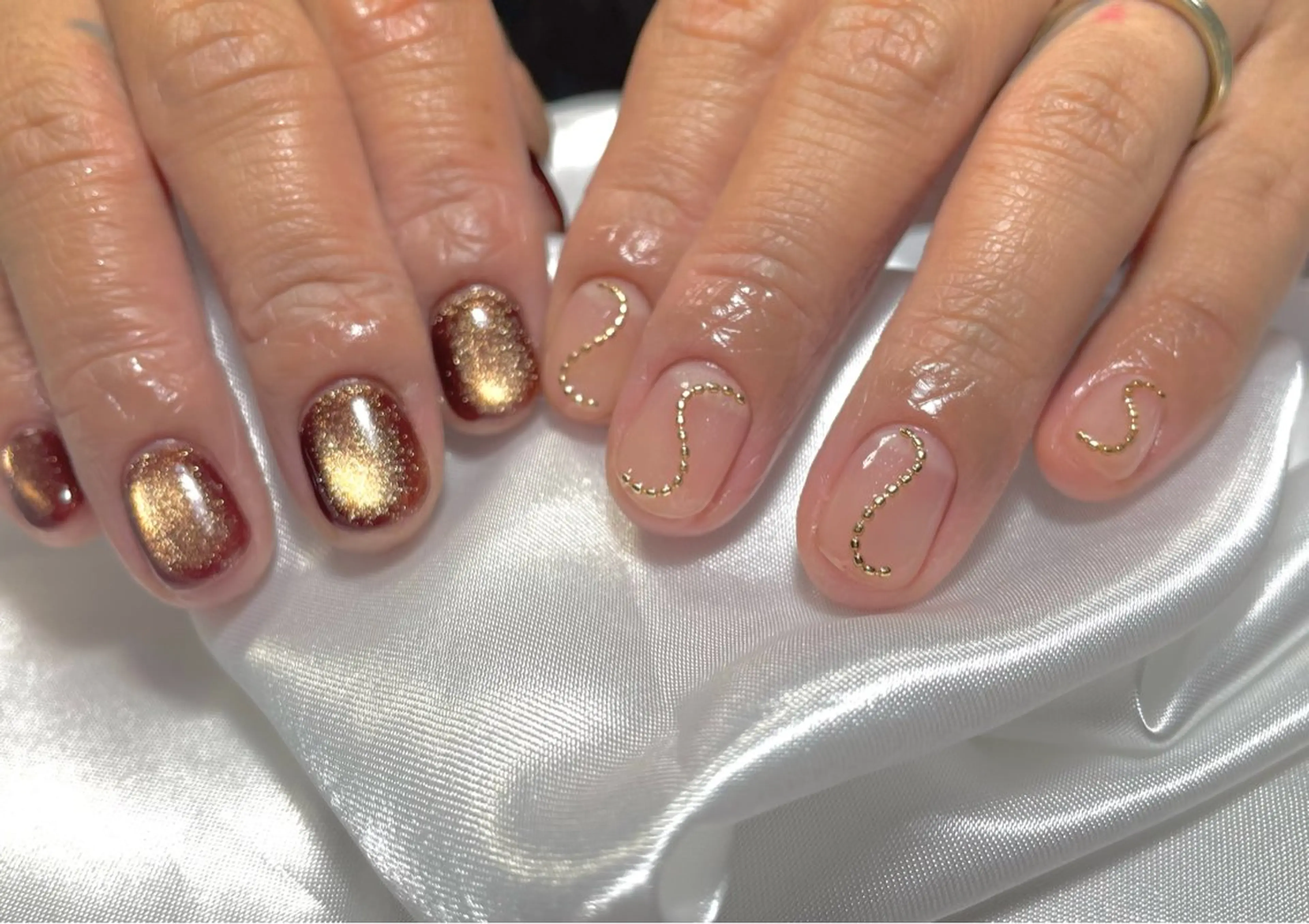 ネイル マグネットネイル ハンドネイル alma (アルマ)のネイルデザイン