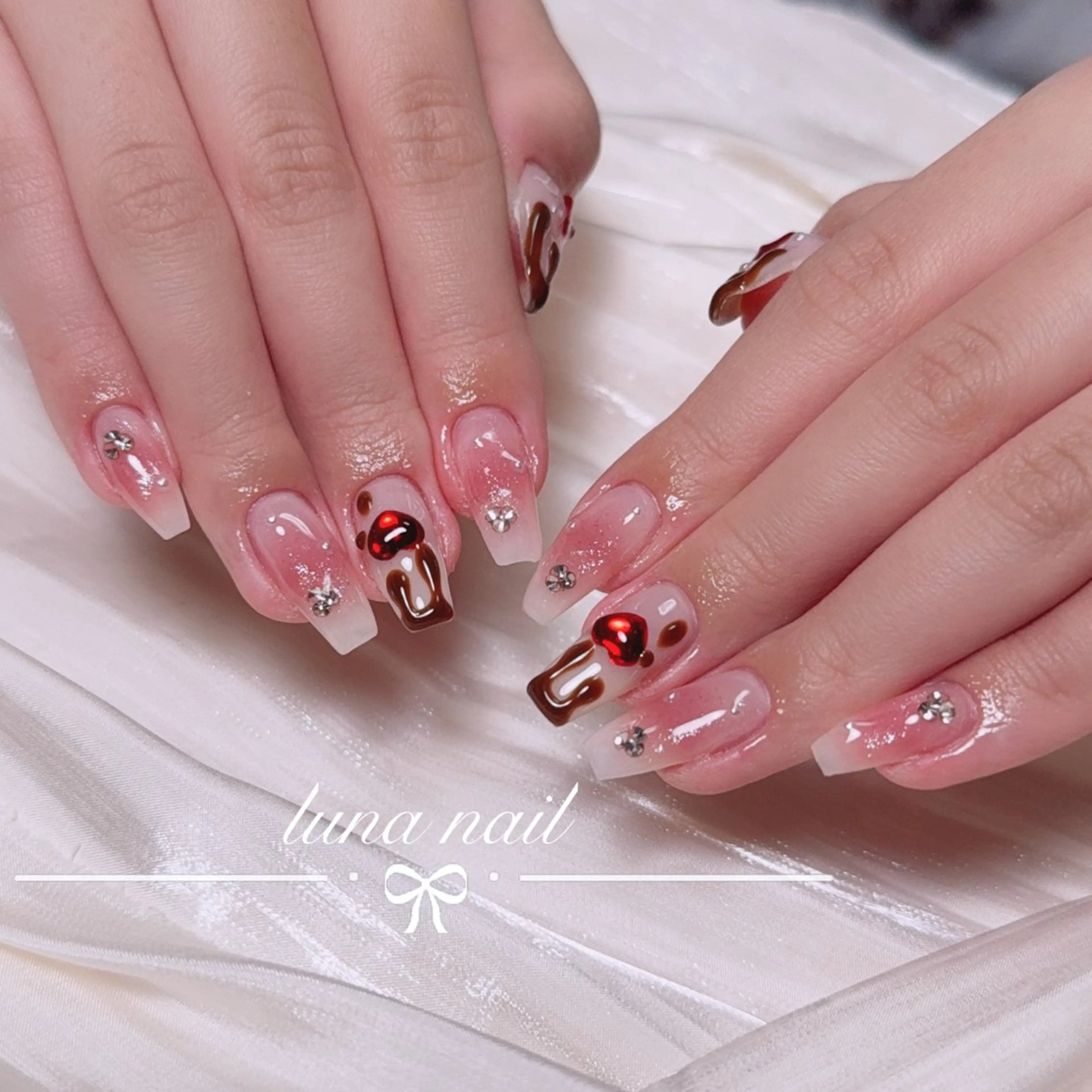 ネイル luna nail ＆eyelashのネイルデザイン
