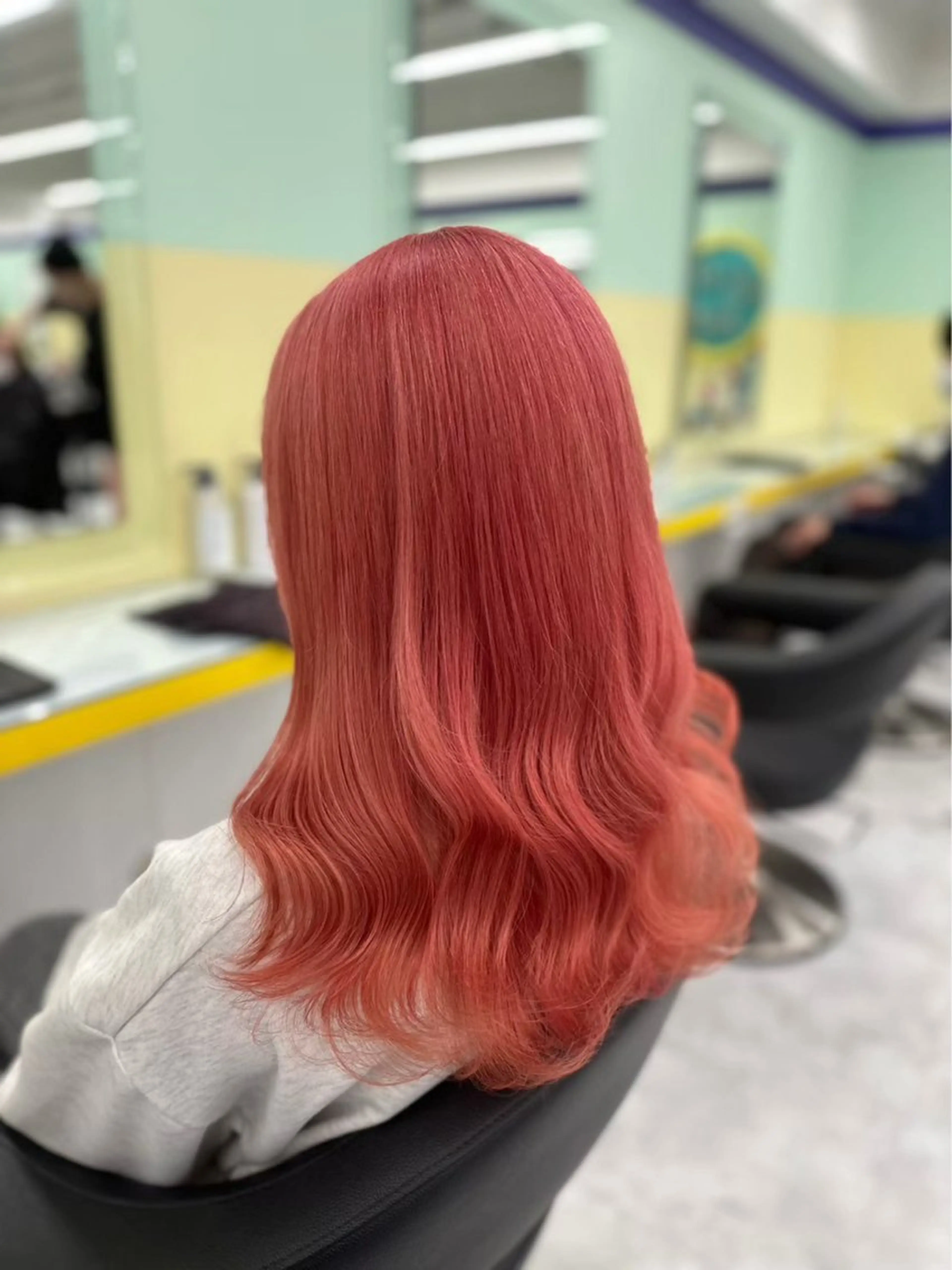 ロング カラー 韓国風艶髪🎀 暖色カラー🤍のヘアスタイル