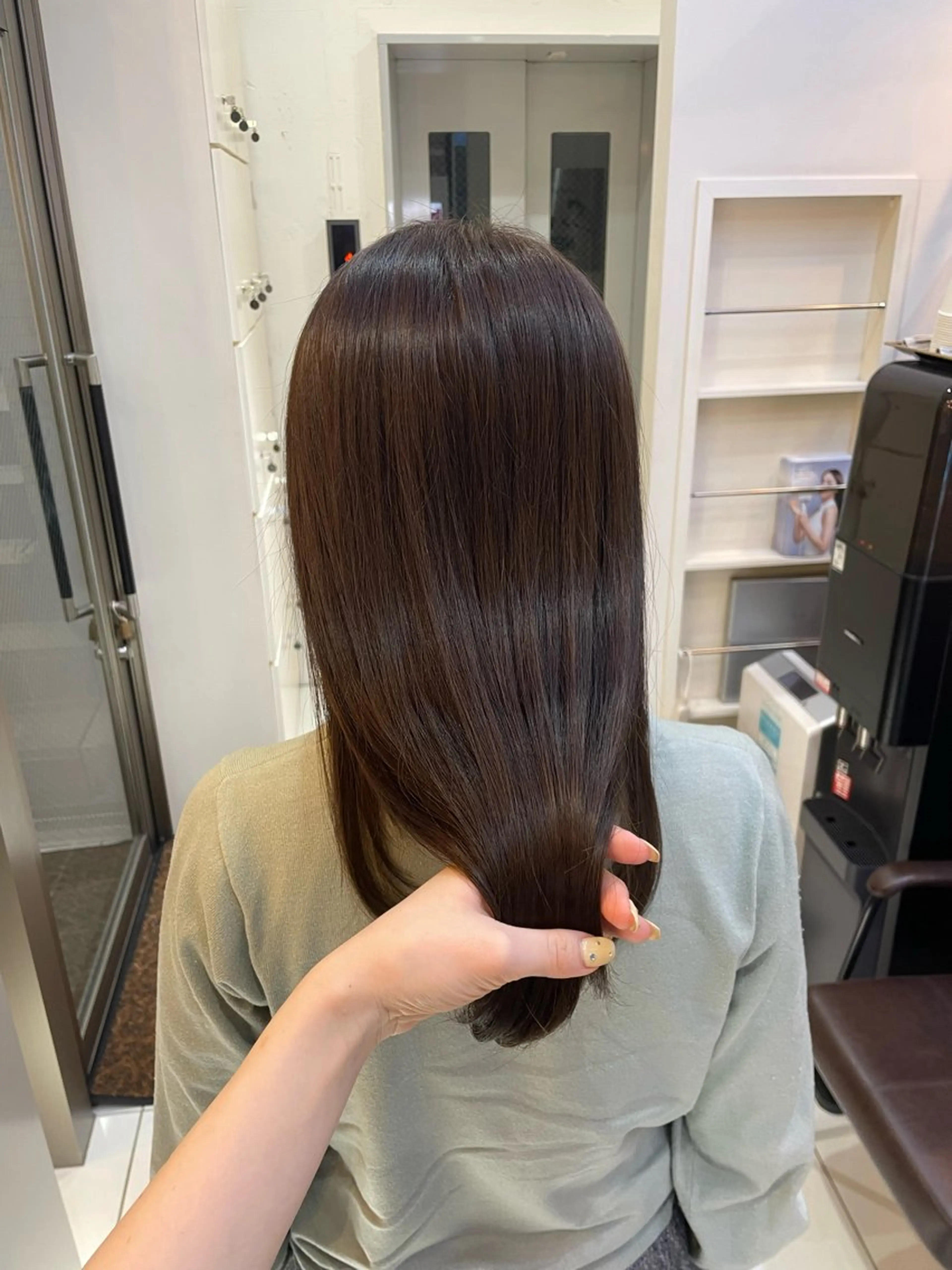 セミロング mao♡ベージュ/ 顔周りカットのヘアスタイル