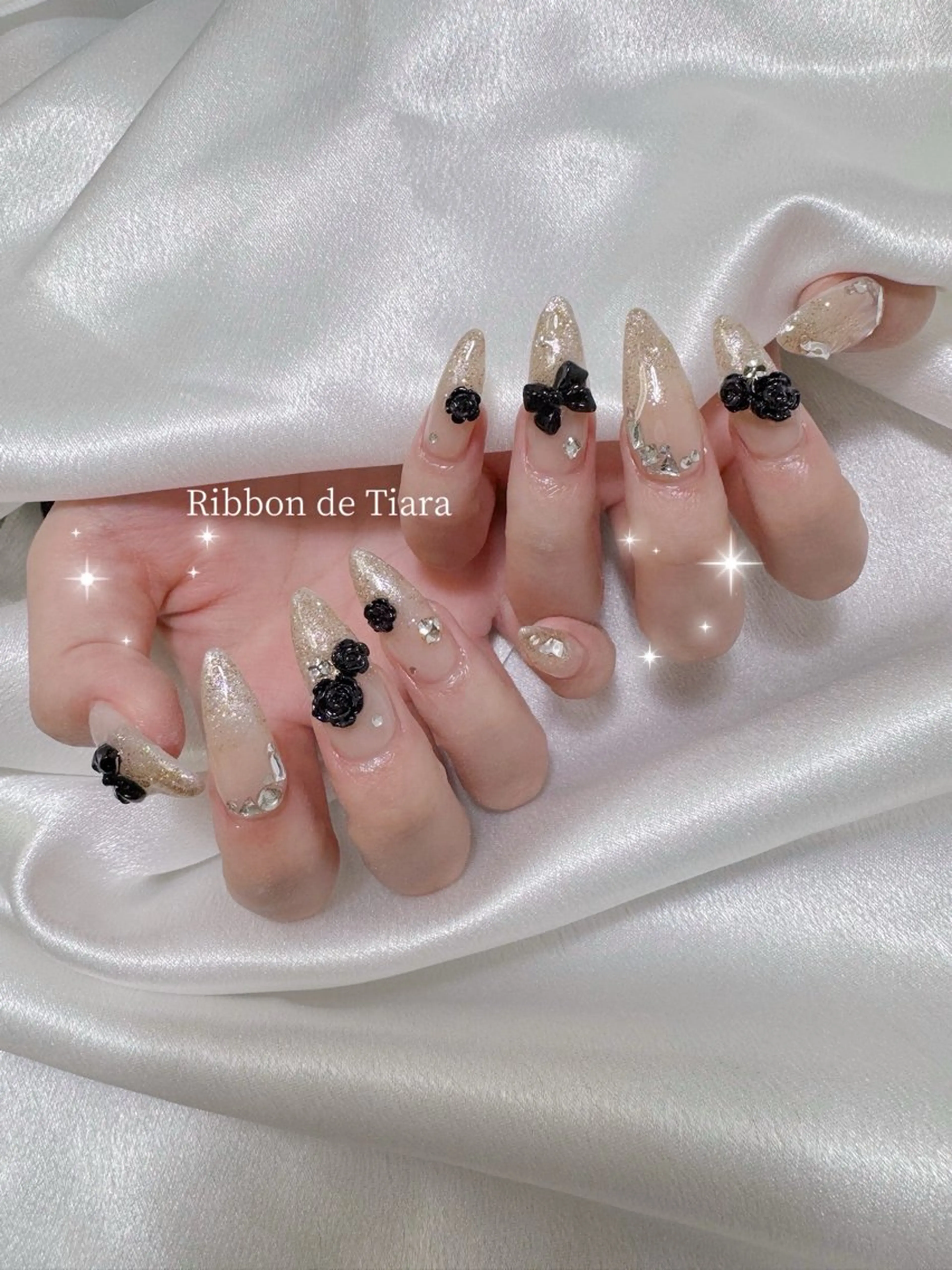 ネイル ハンドネイル オーナーネイリスト MAKIのネイルデザイン