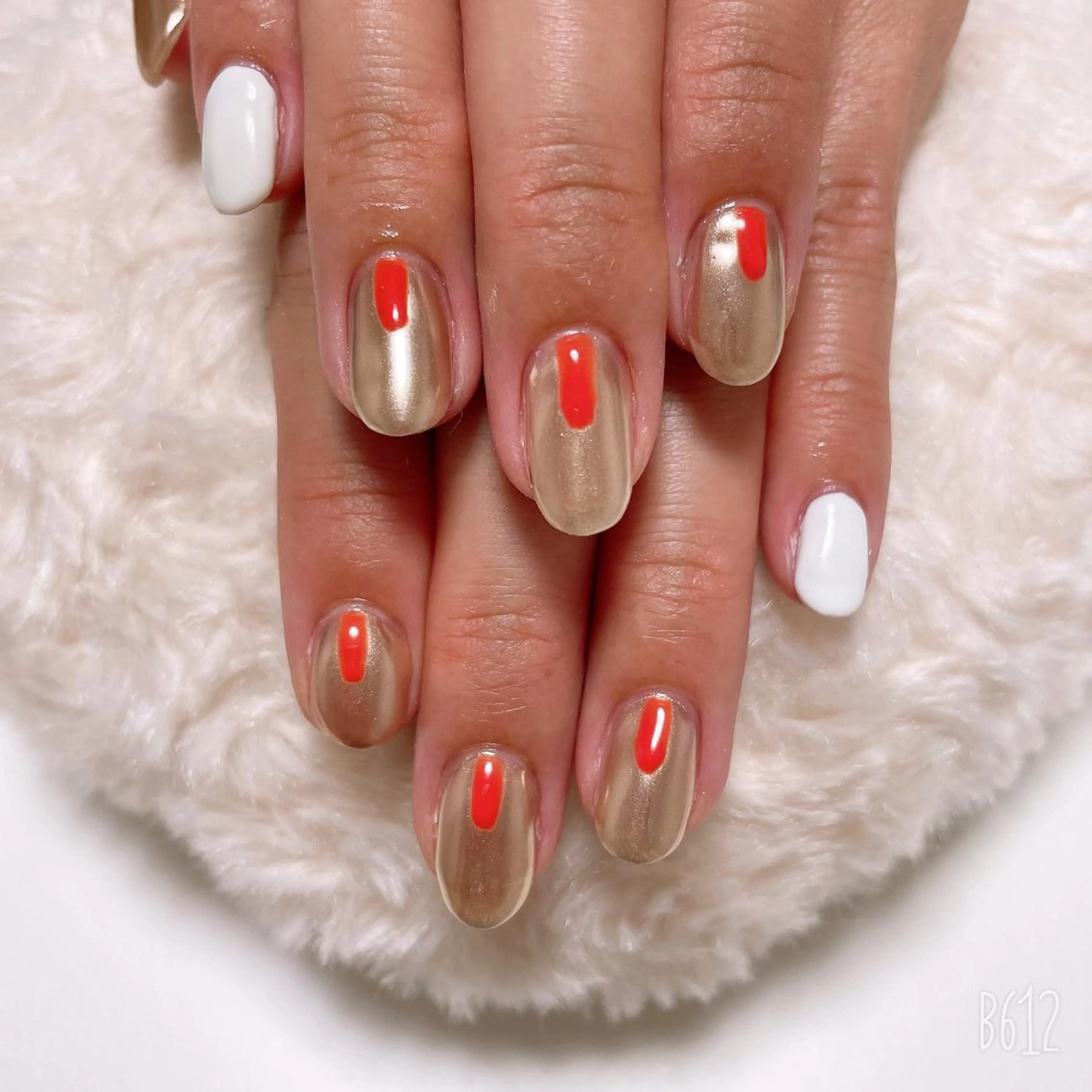 ネイル The Best Beauty受付担当のヘアスタイル