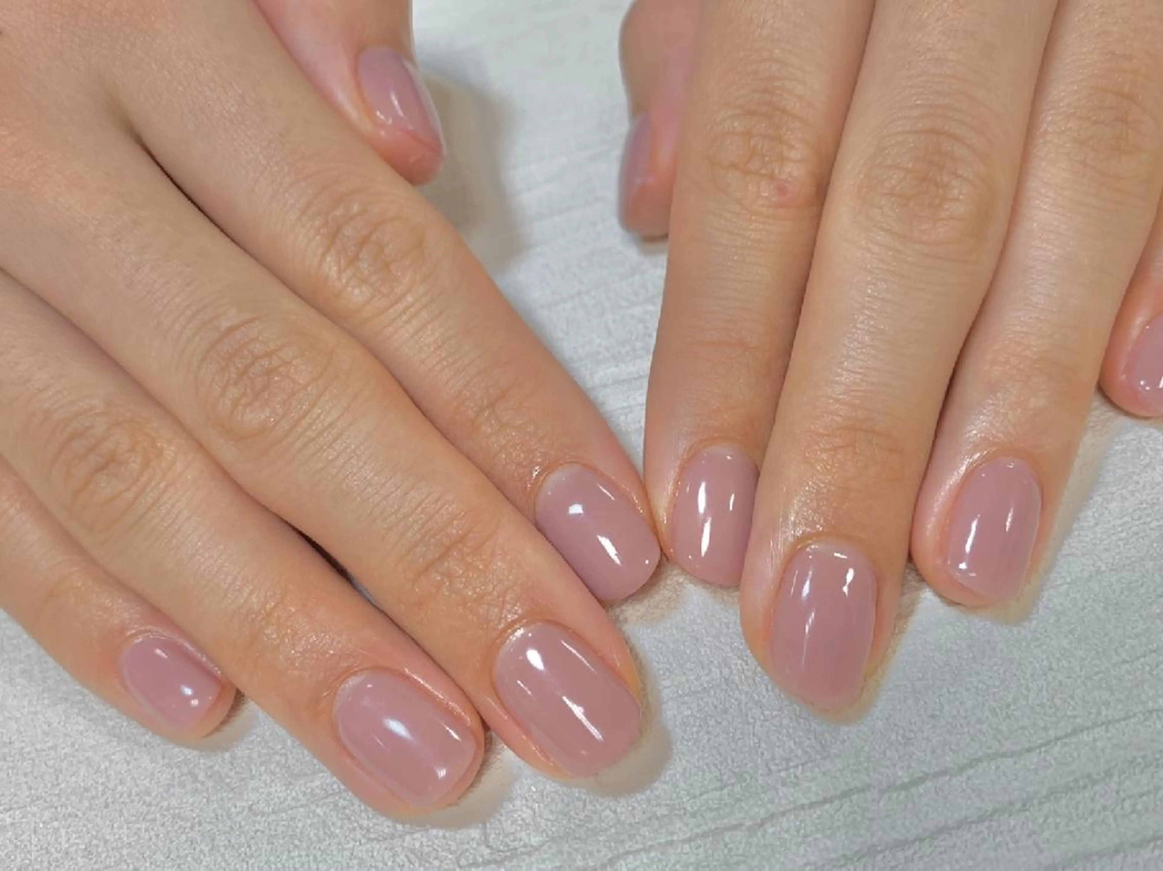 ネイル ワンカラーネイル ハンドネイル ハンドケア Eden　private nail saron所属・Eden ♾️のネイルデザイン