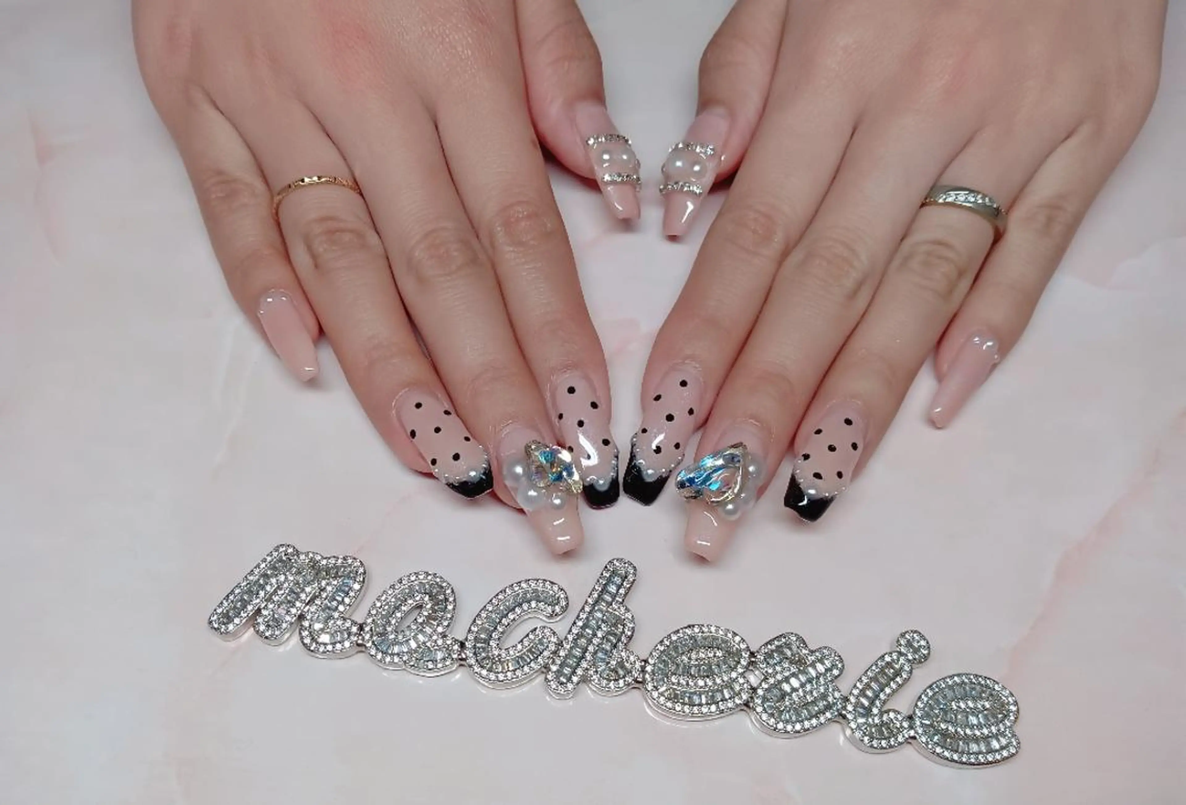 ネイル ドット ピンク ハンドネイル Nail Salon macherieのネイルデザイン