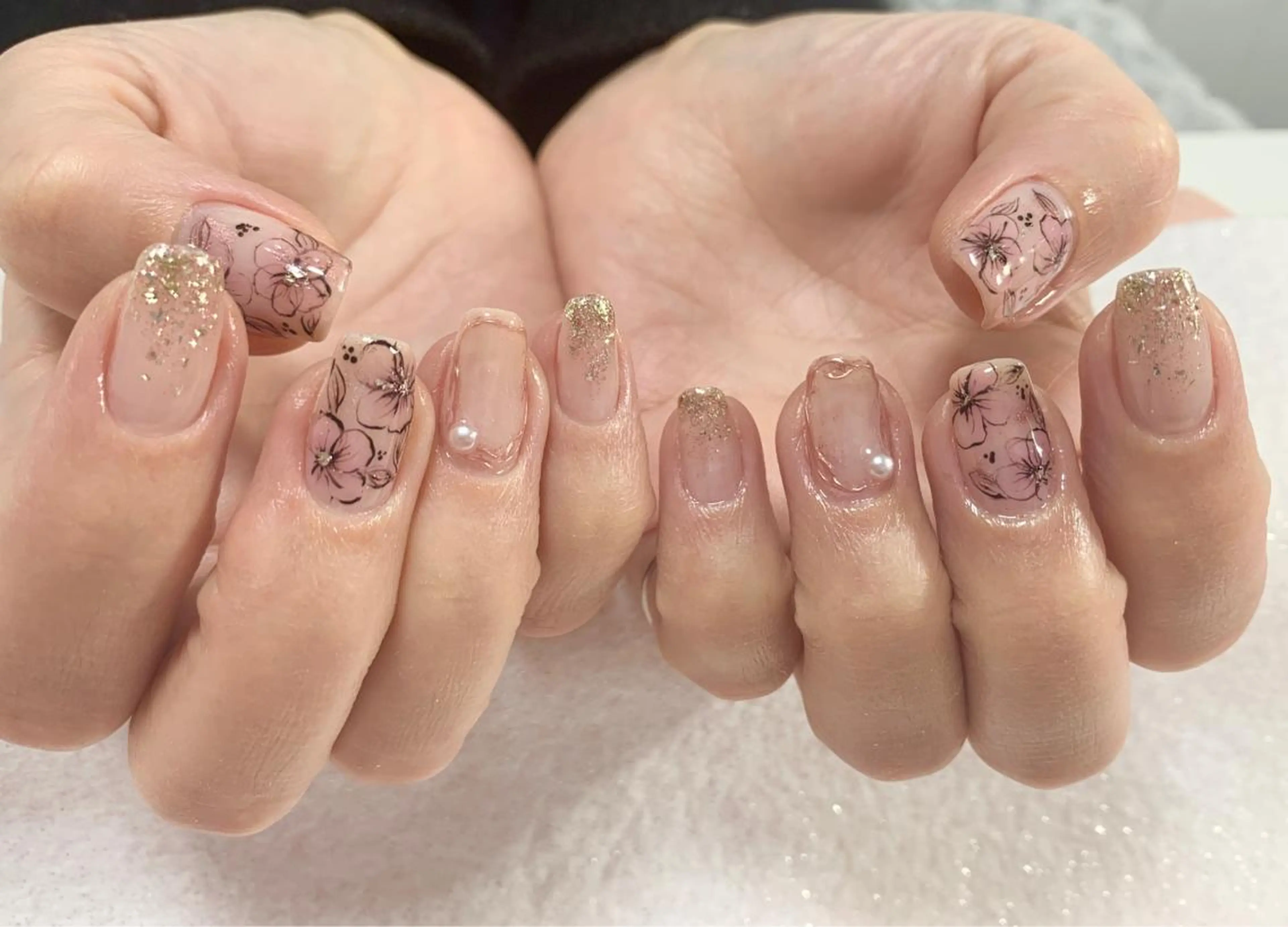 ネイル ハンドネイル 手塚 里奈のネイルデザイン